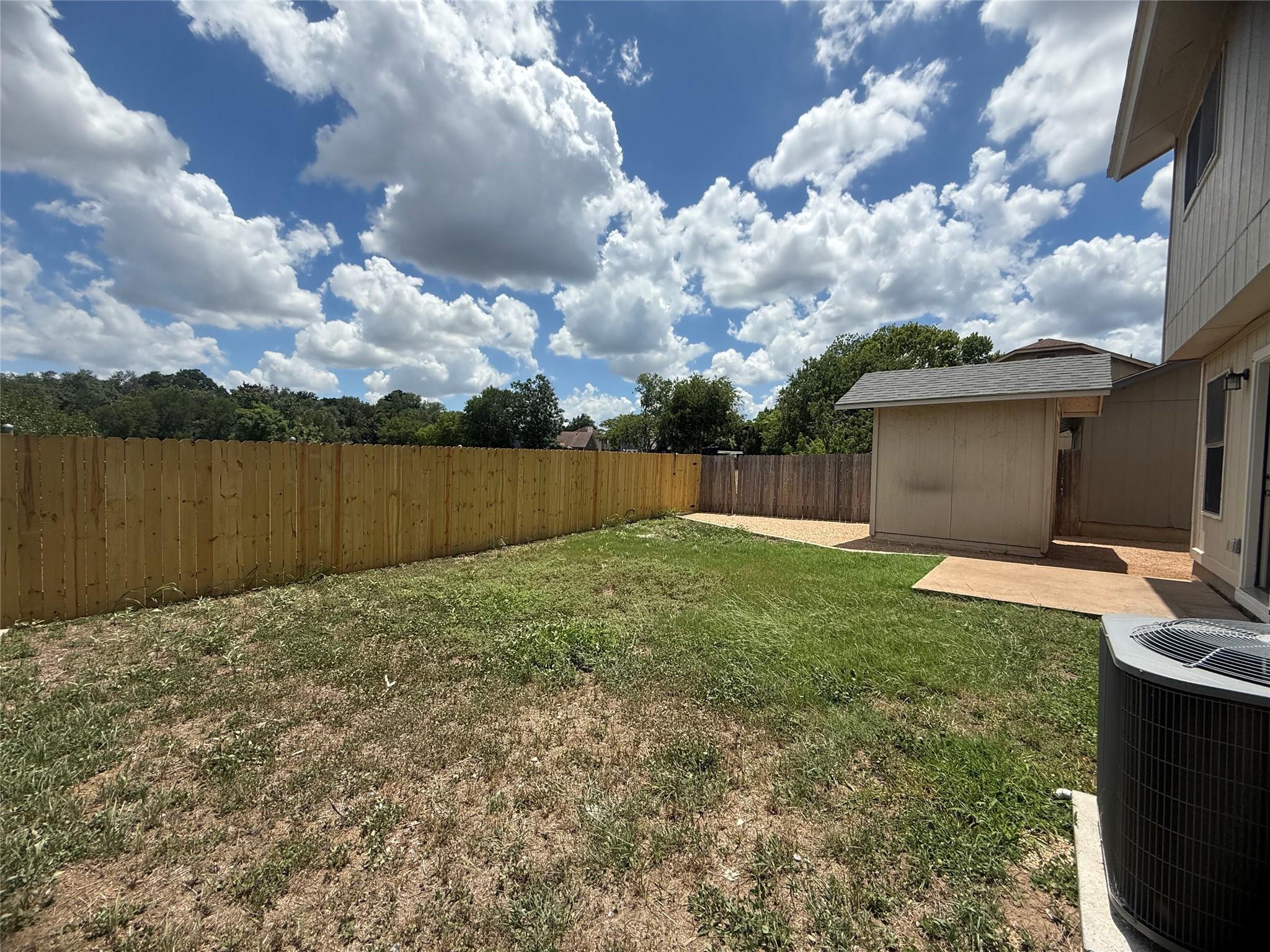 711 Decker Prairie Dr Property Photo 13