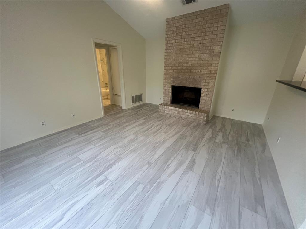 807 Lloyd Ln #a Property Photo 2