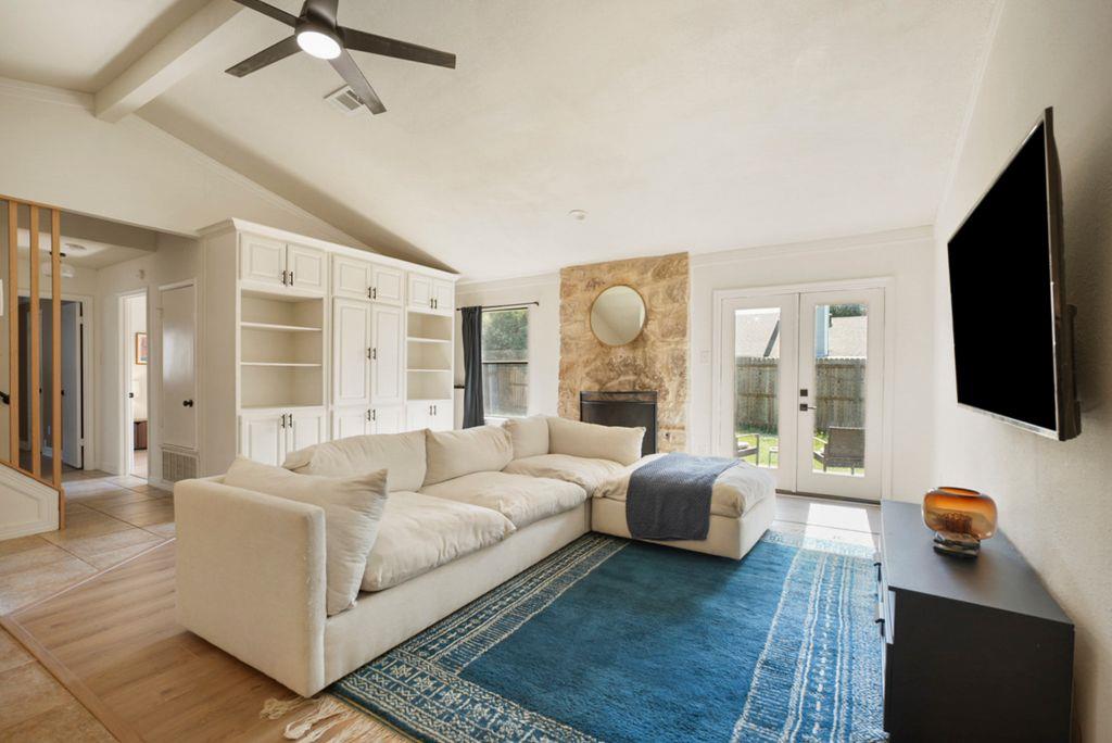9833 Briar Ridge Dr Property Photo 1