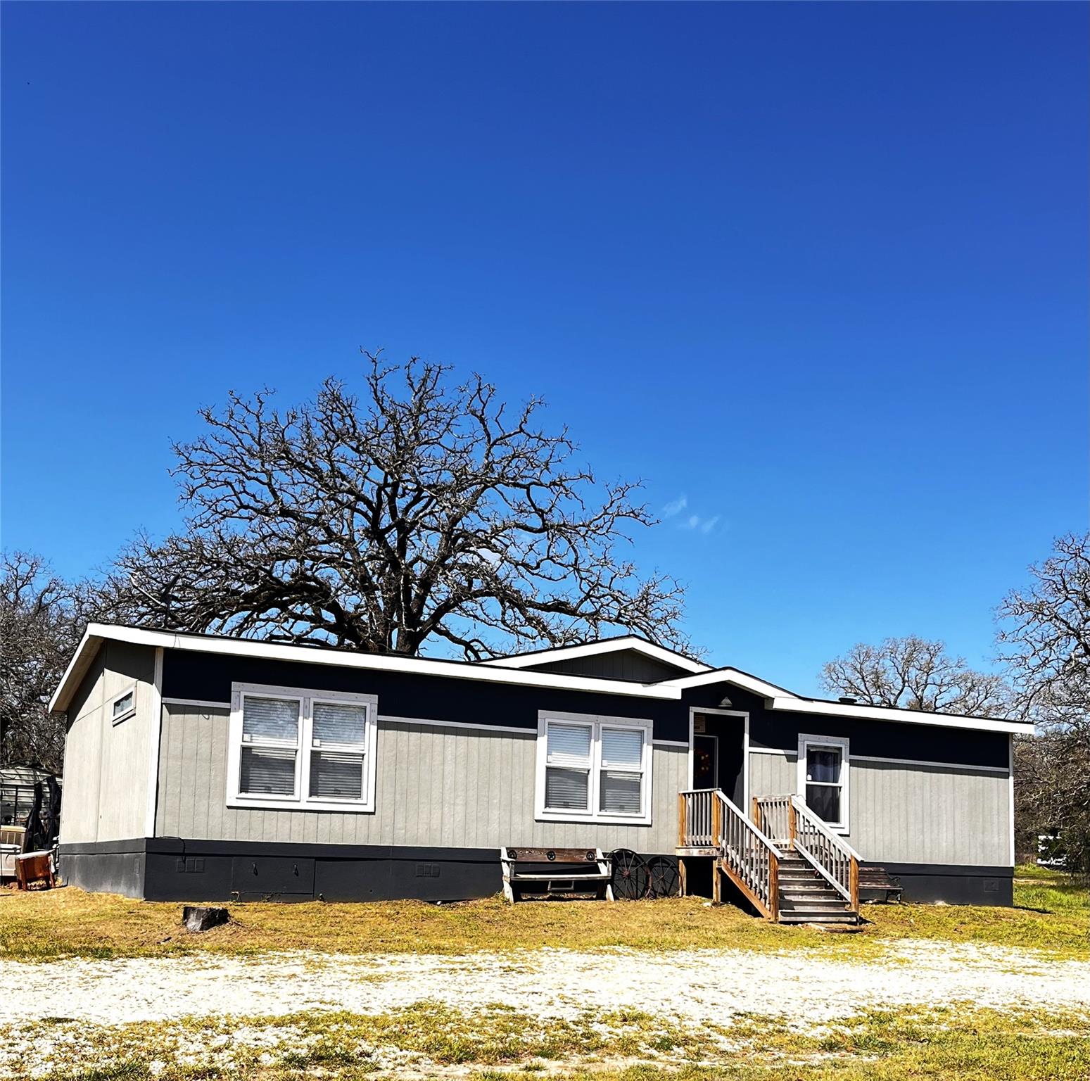 3869 Fm 2095 Property Photo