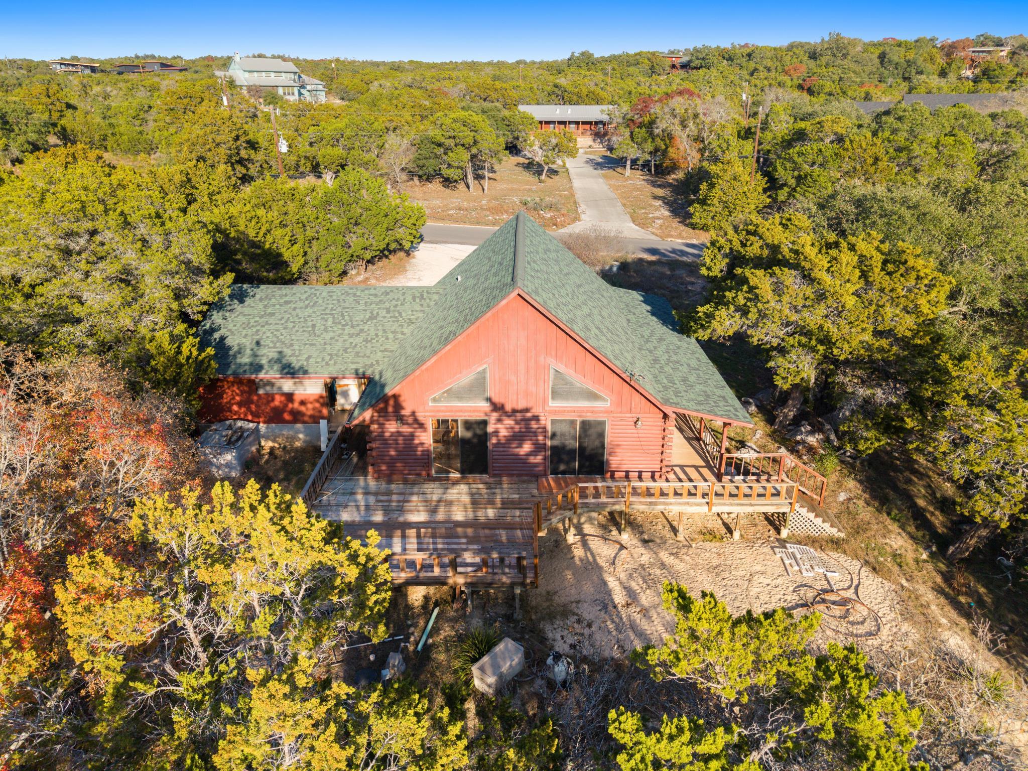 1045 Bellewood None Property Photo 3