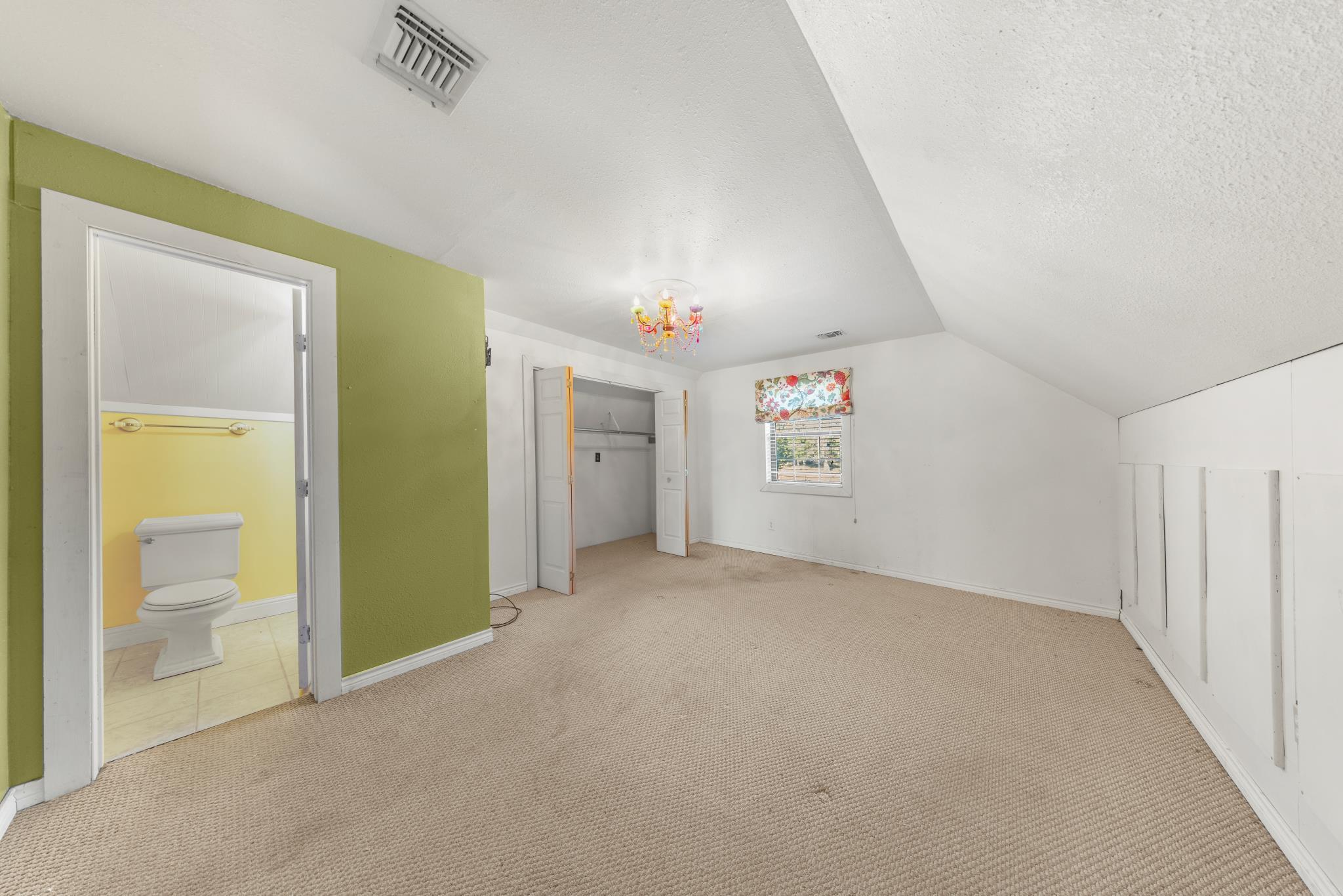 1045 Bellewood None Property Photo 23
