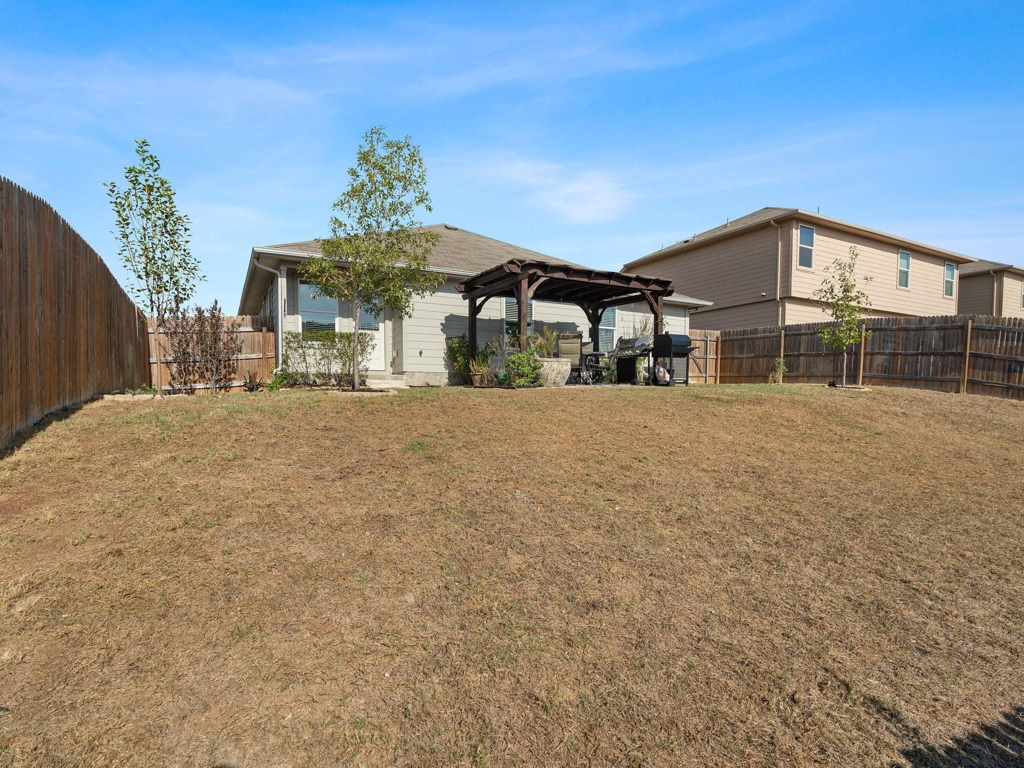 6301 Diamondleaf Bnd Property Photo 4