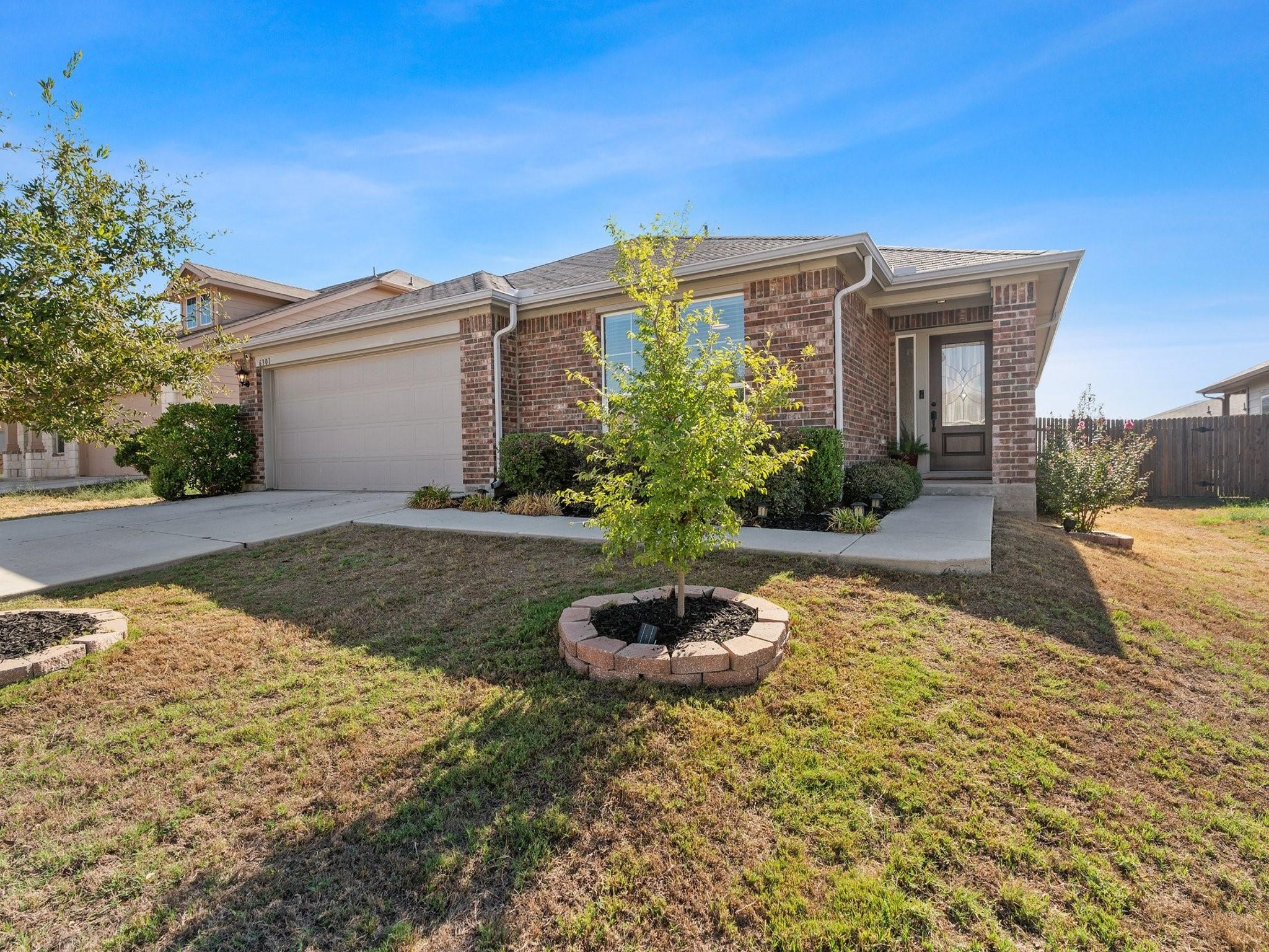 6301 Diamondleaf Bnd Property Photo 7