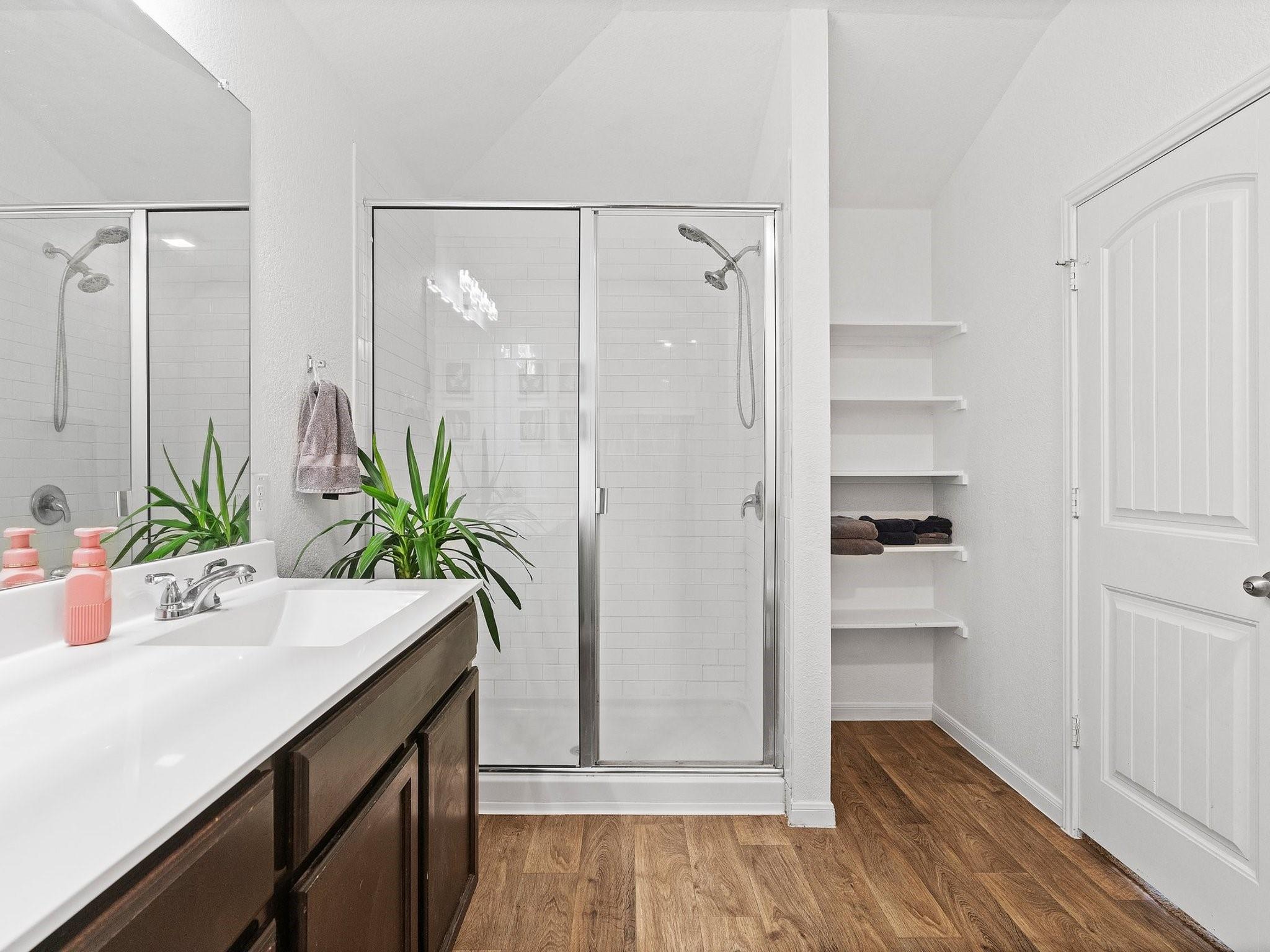 6301 Diamondleaf Bnd Property Photo 17