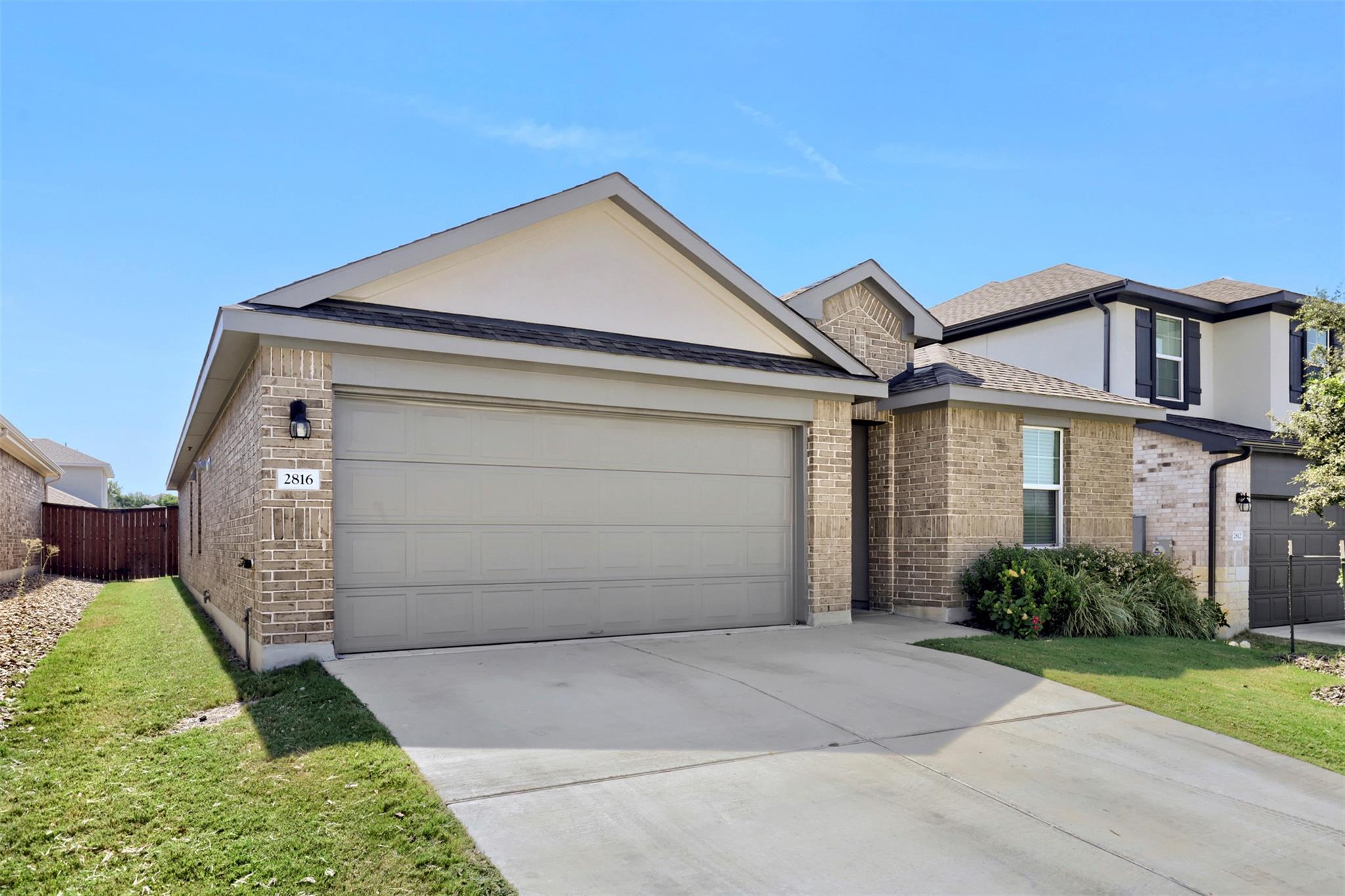 2816 Owl Head Dr Property Photo 2