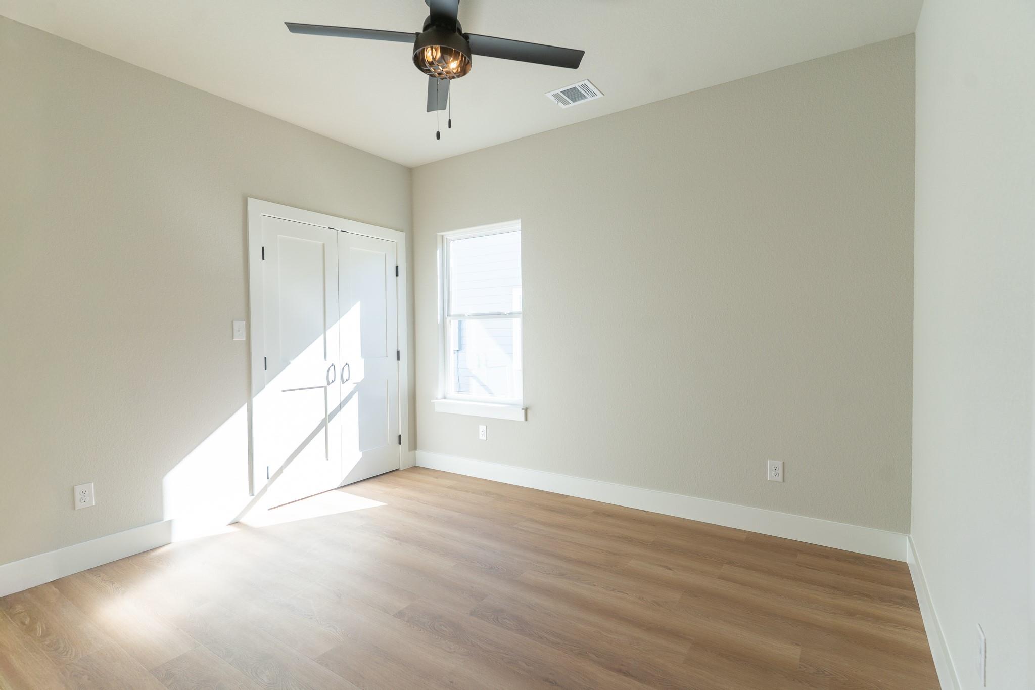 313 String Prairie Way Property Photo 9