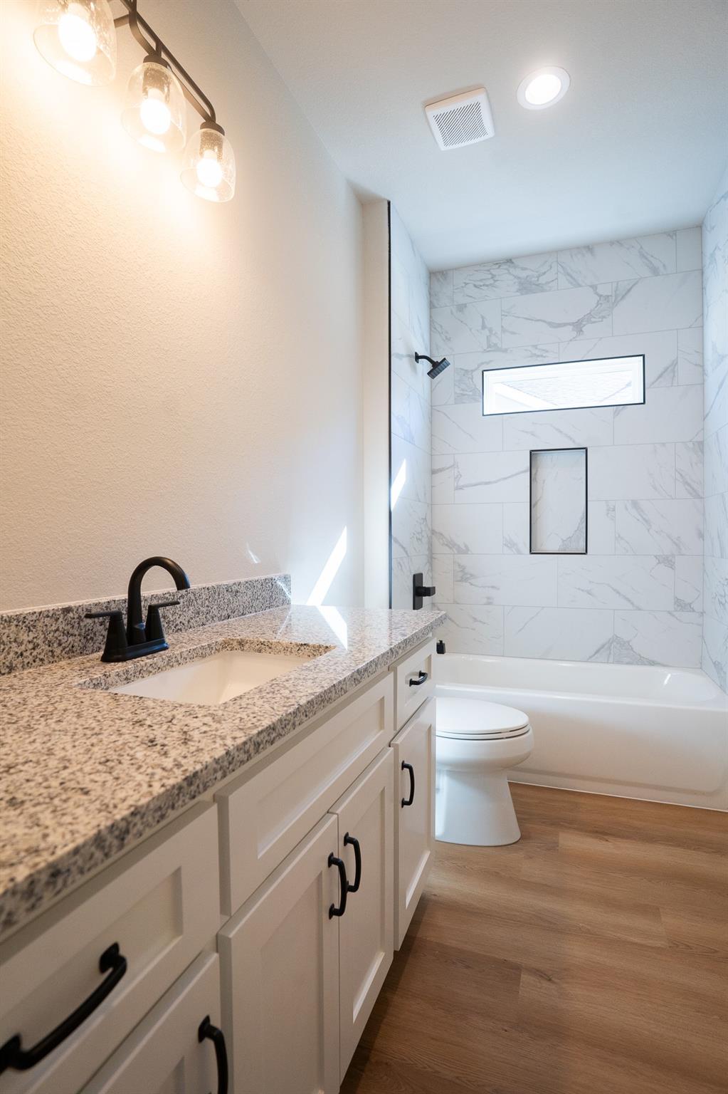 313 String Prairie Way Property Photo 16