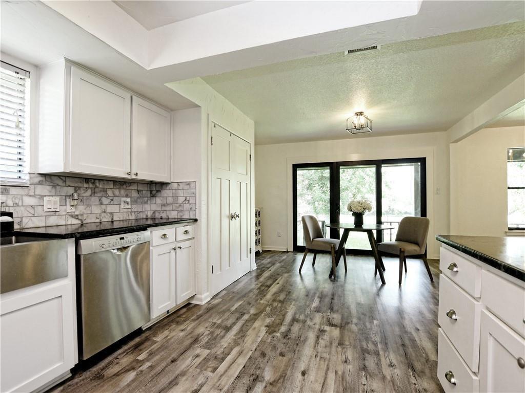 730 Vanguard St Property Photo 6