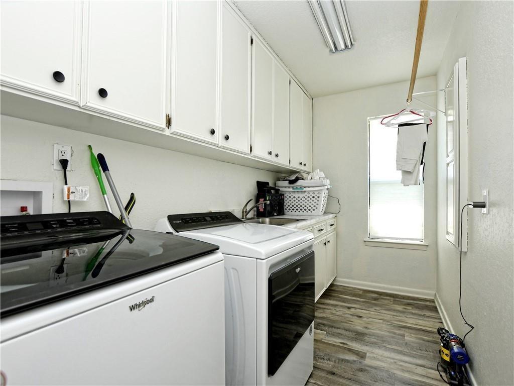 730 Vanguard St Property Photo 18