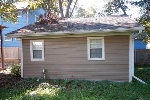 4704 Evans St B Property Photo 2