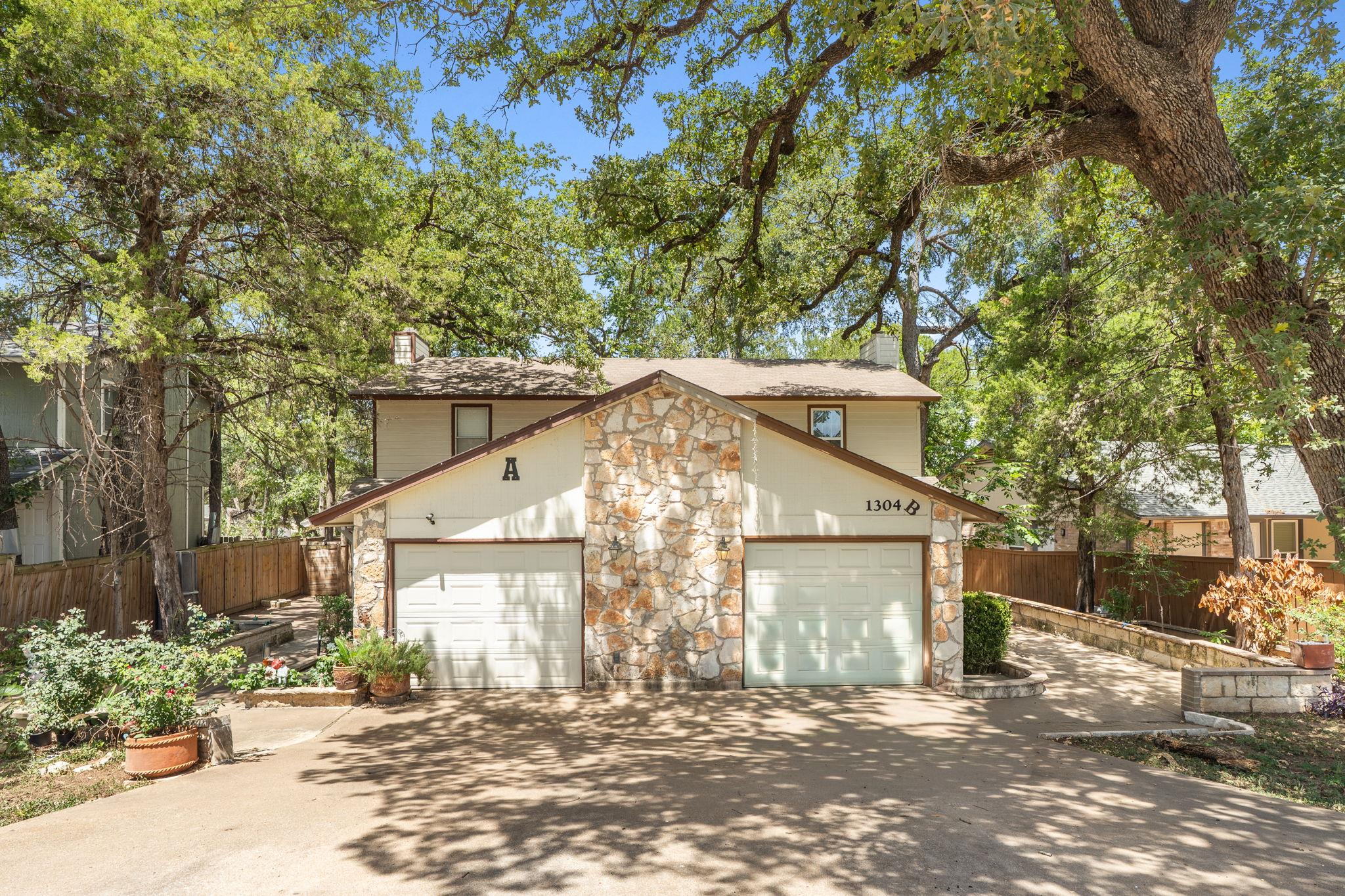 1304 Cool Shadow Dr Property Photo 1