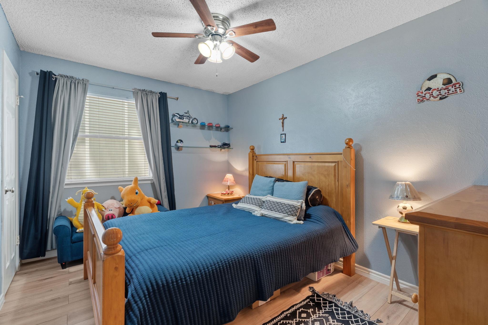 1304 Cool Shadow Dr Property Photo 15
