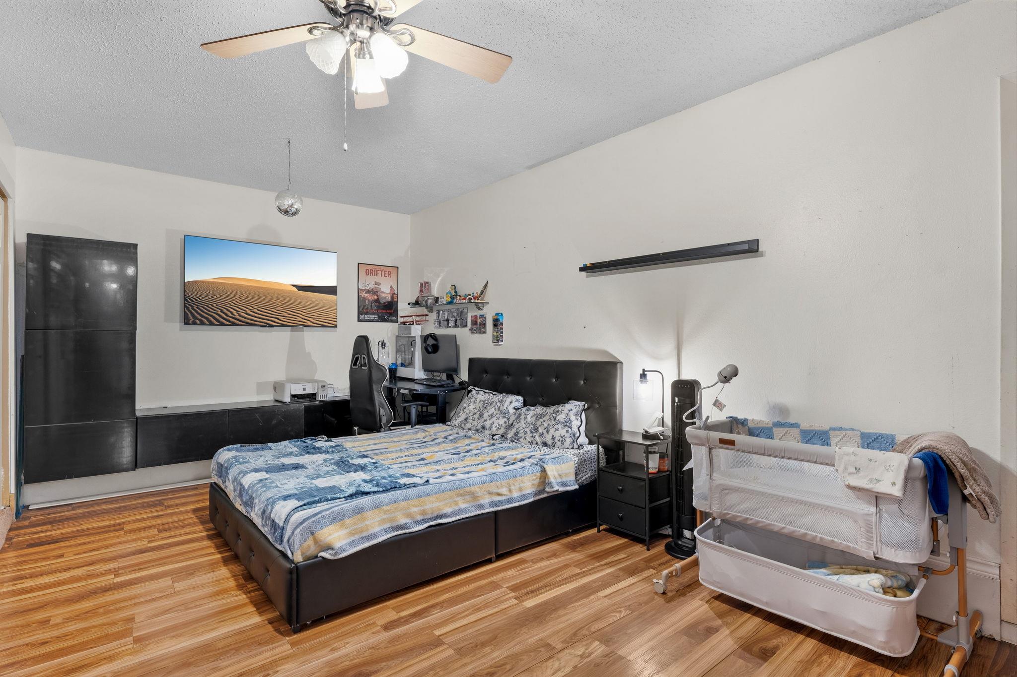 1304 Cool Shadow Dr Property Photo 16