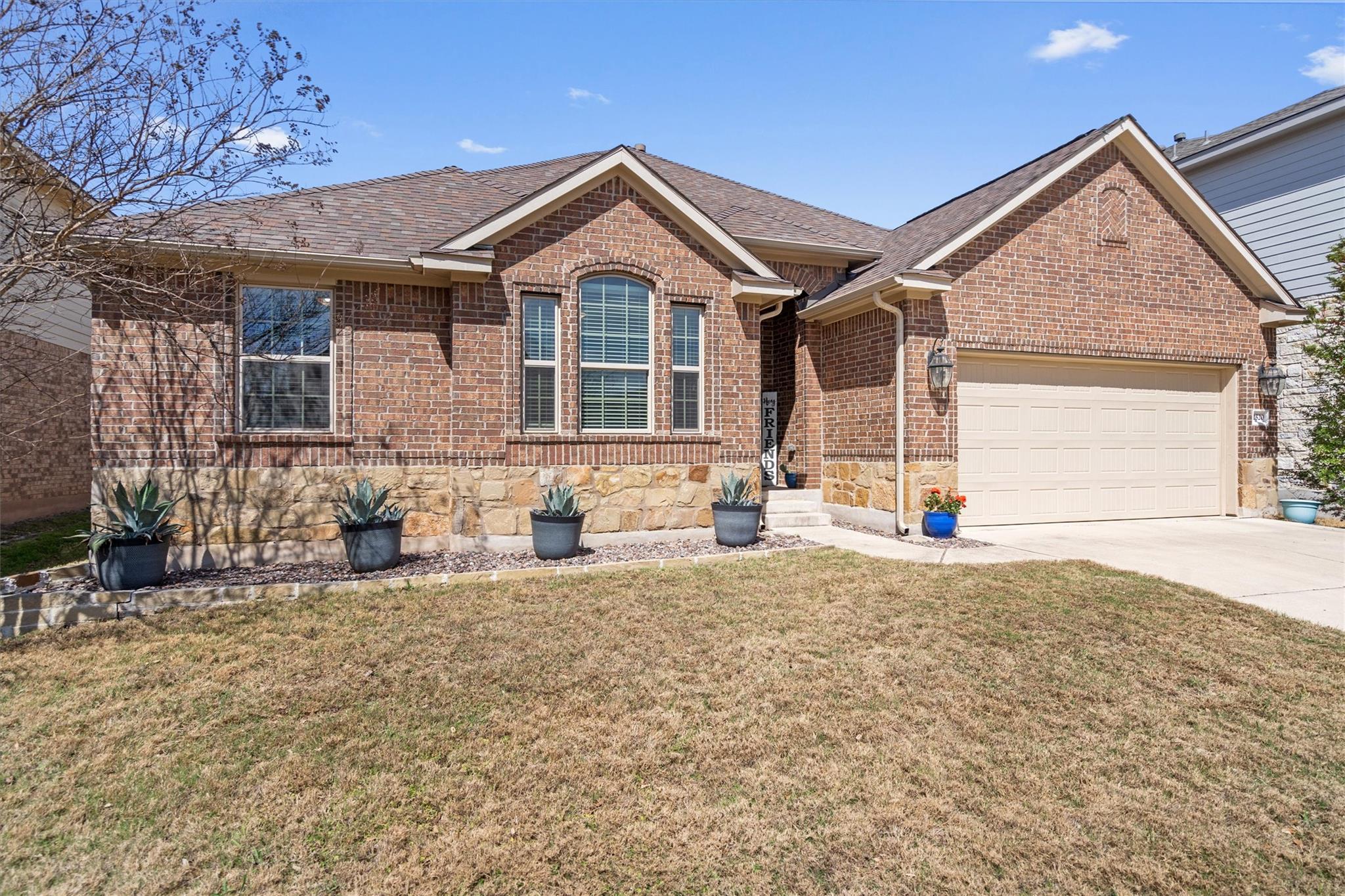 2520 Weeping Beech Ln Property Photo
