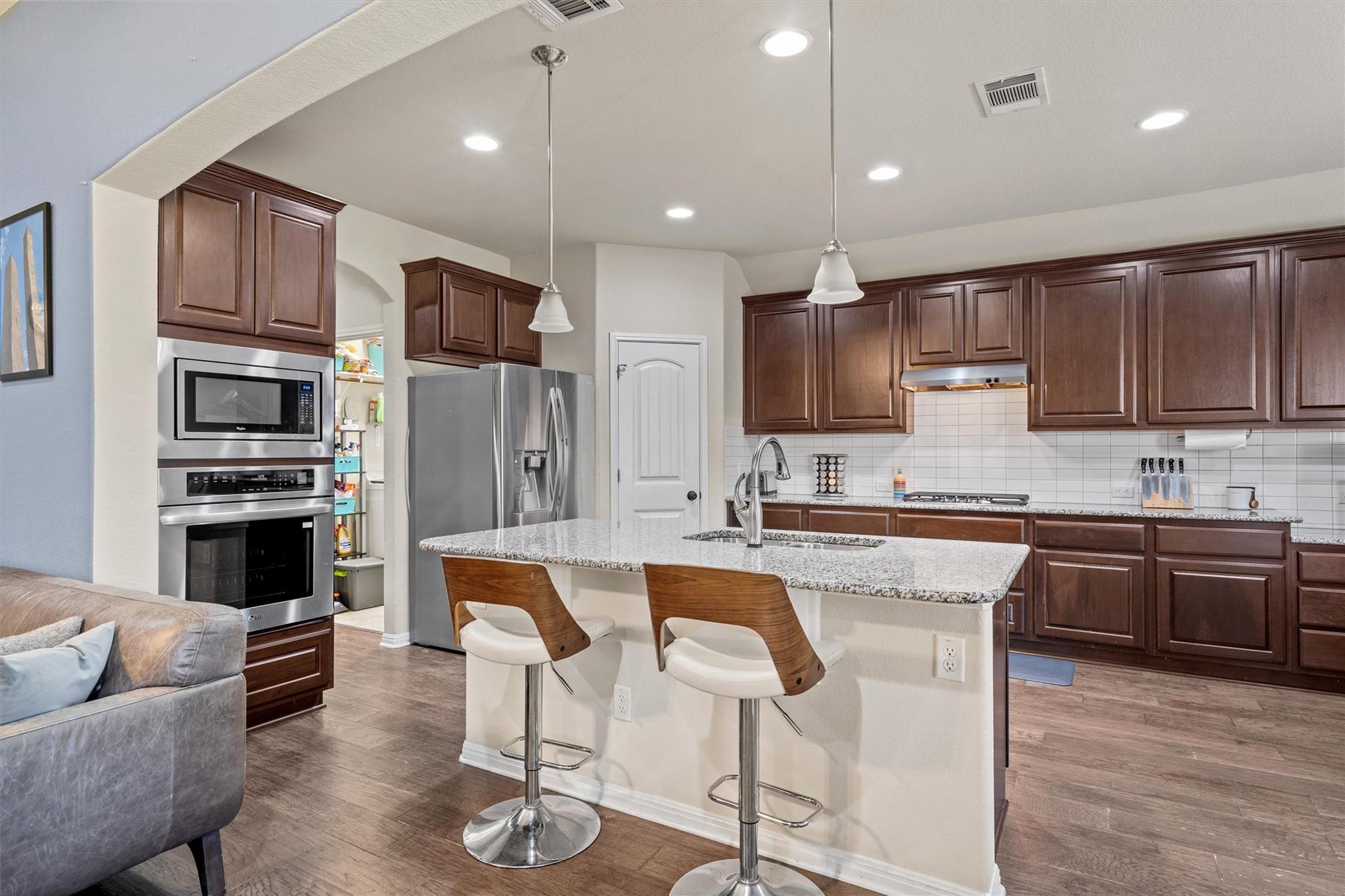 2520 Weeping Beech Ln Property Photo 12