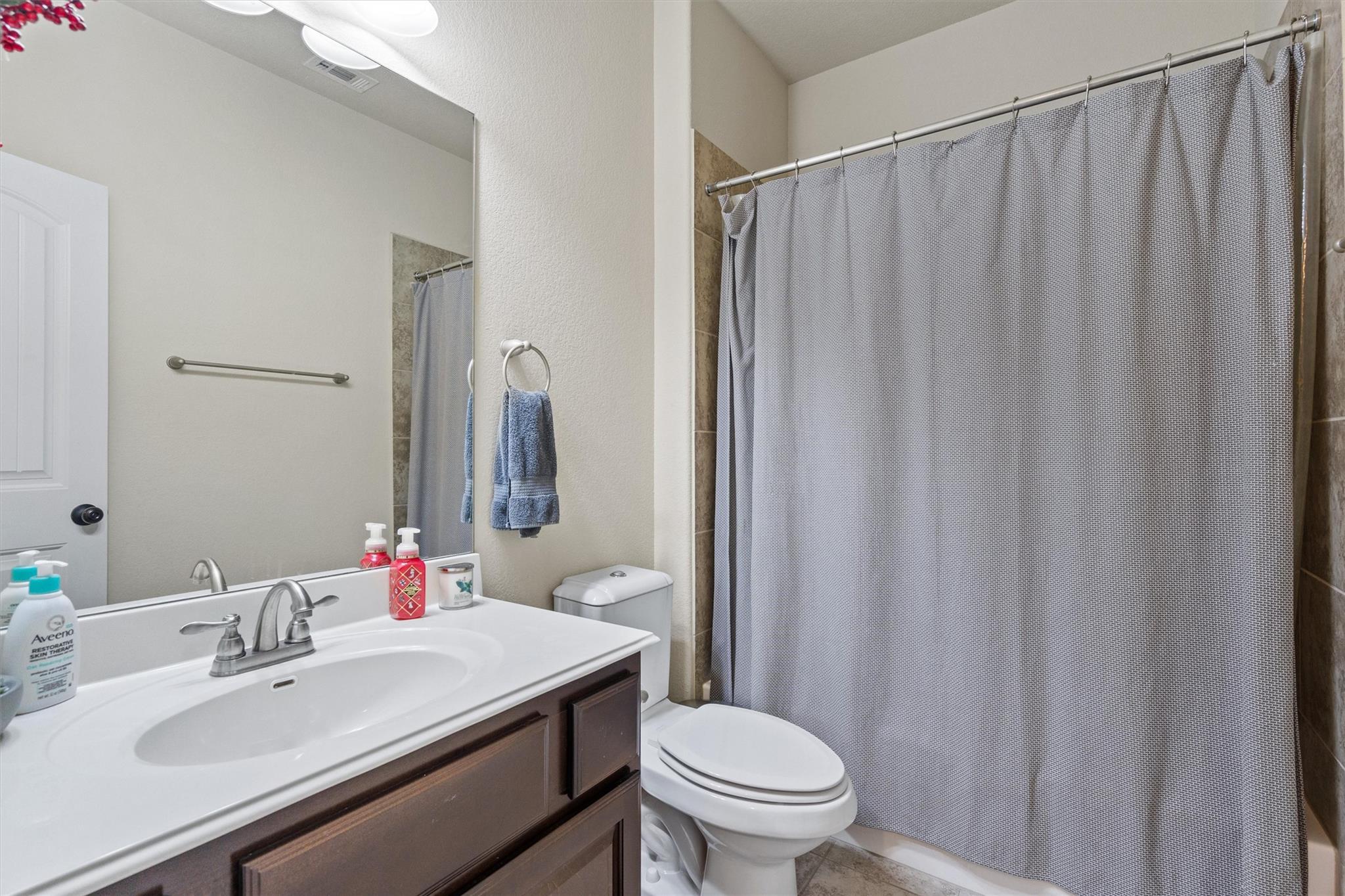 2520 Weeping Beech Ln Property Photo 25