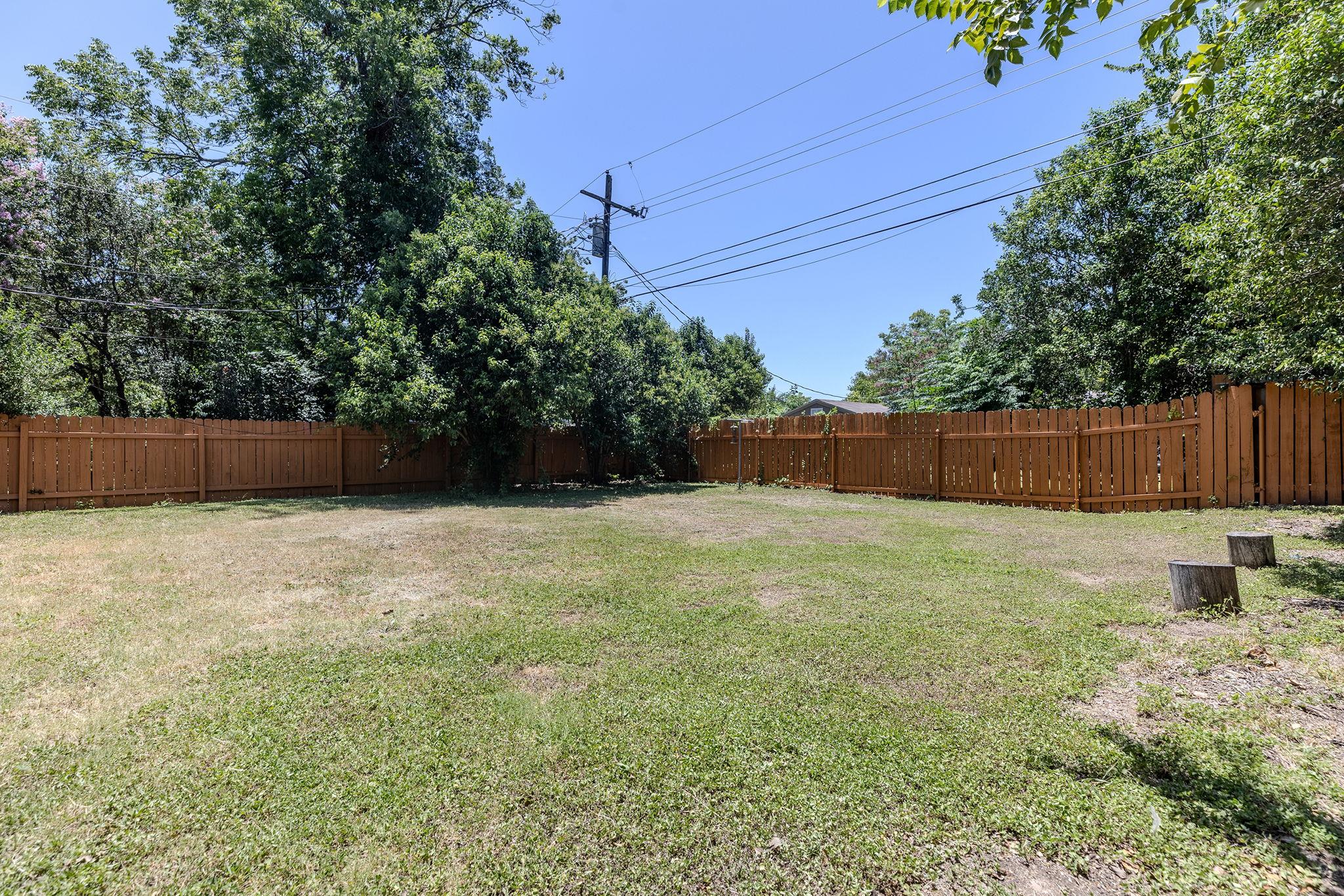501 Arbor Ln Property Photo 26