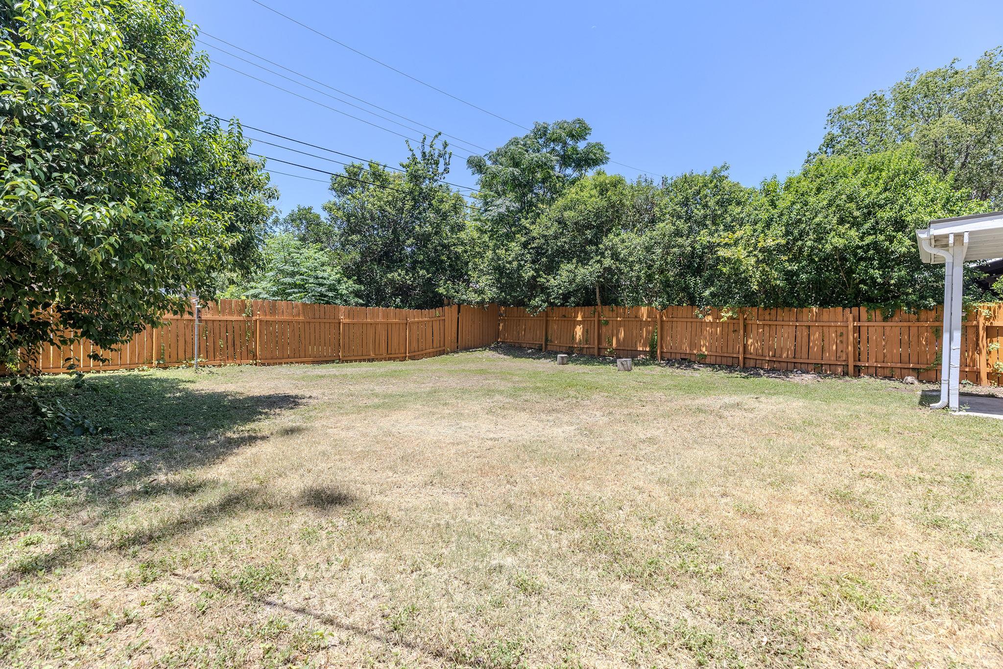 501 Arbor Ln Property Photo 29