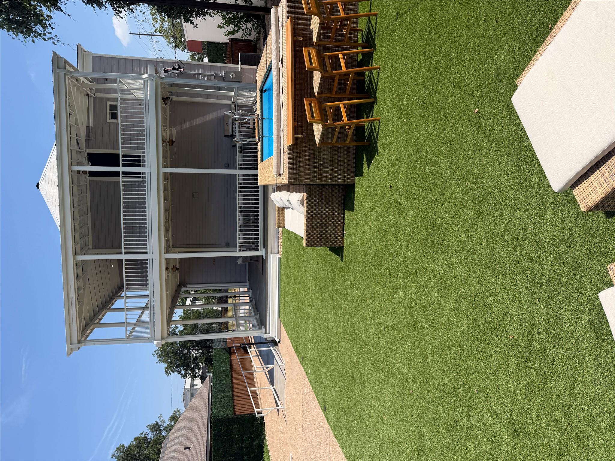 1807 E Cesar Chavez St Property Photo 13