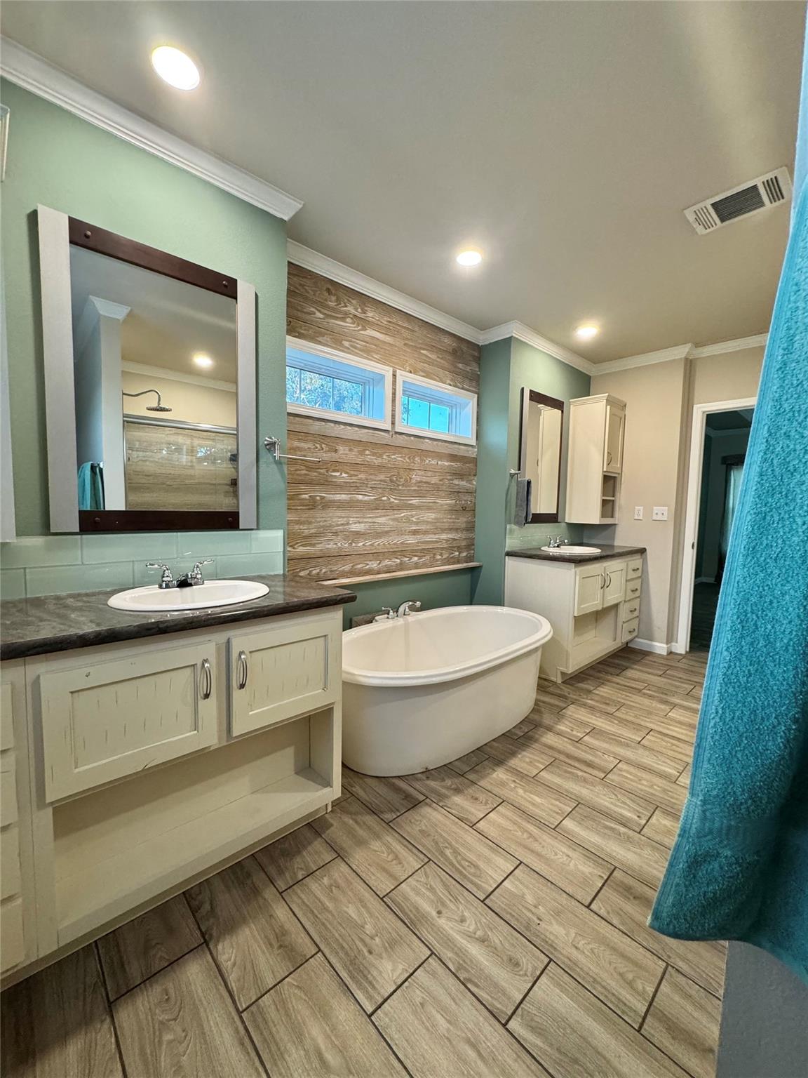 2636 E Fm 532 None Property Photo 3