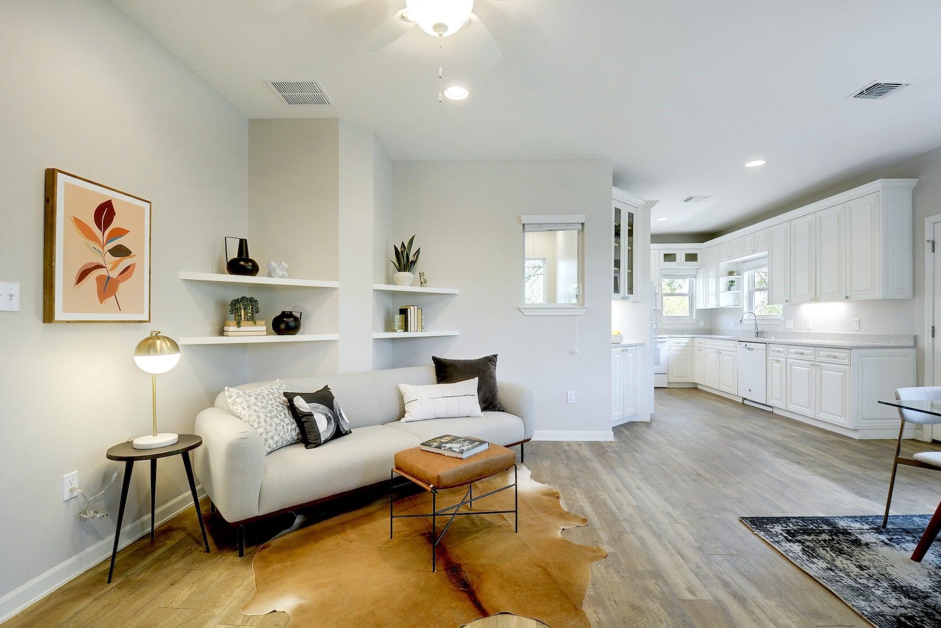 2330 Westforest Dr #b Property Photo 4