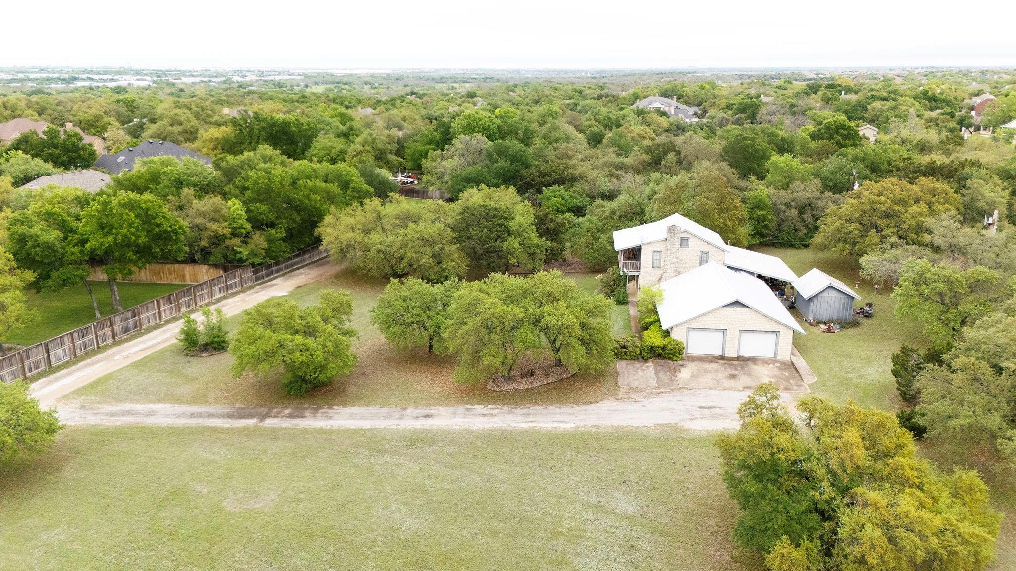 9 Wildflower Trl Property Photo 2