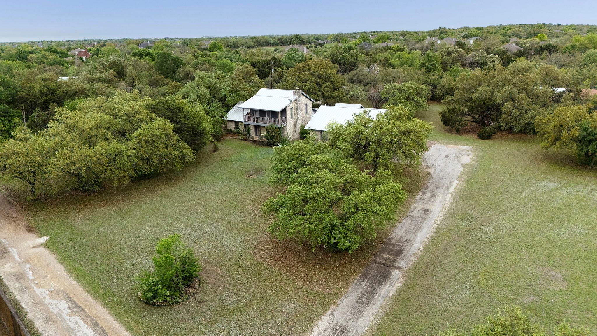 9 Wildflower Trl Property Photo 10