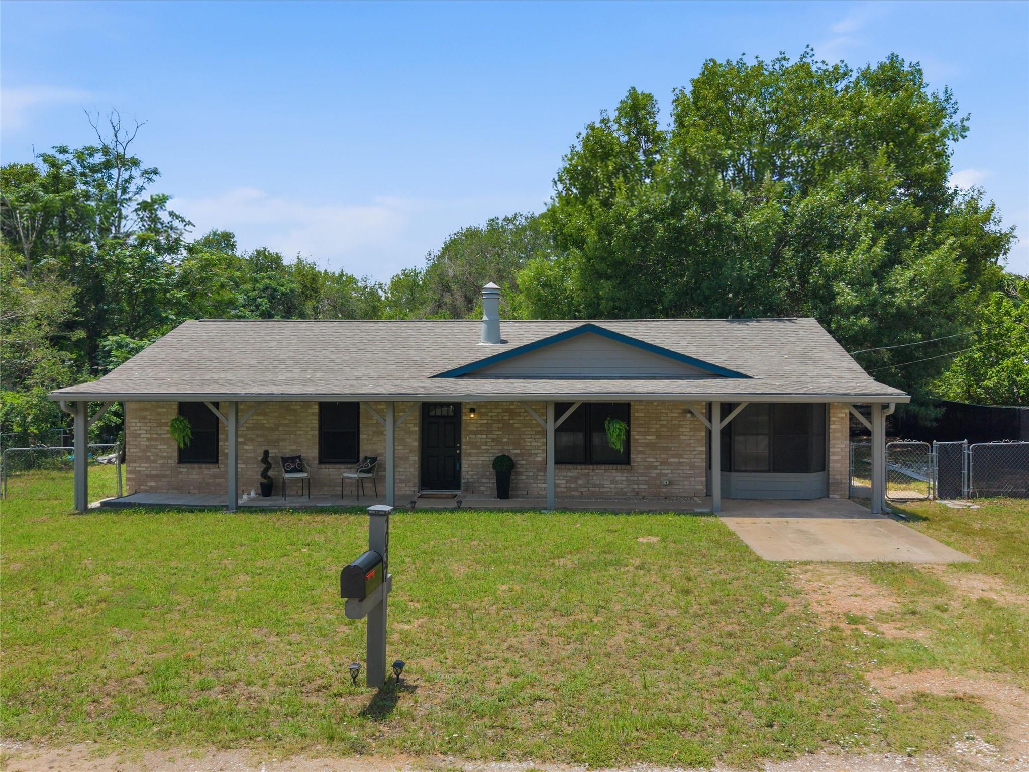 1037 Wilkes Cir Property Photo 1