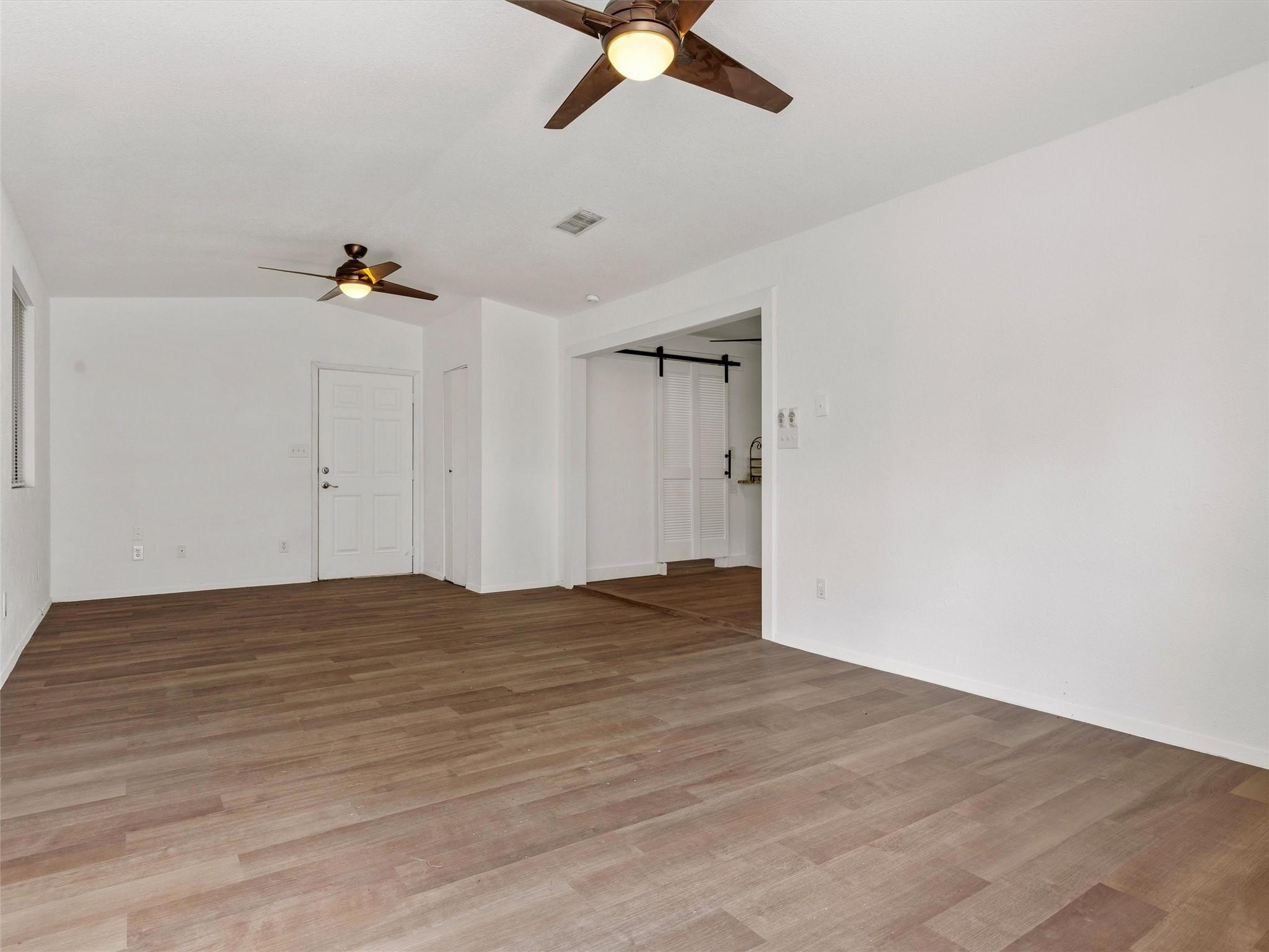1037 Wilkes Cir Property Photo 16