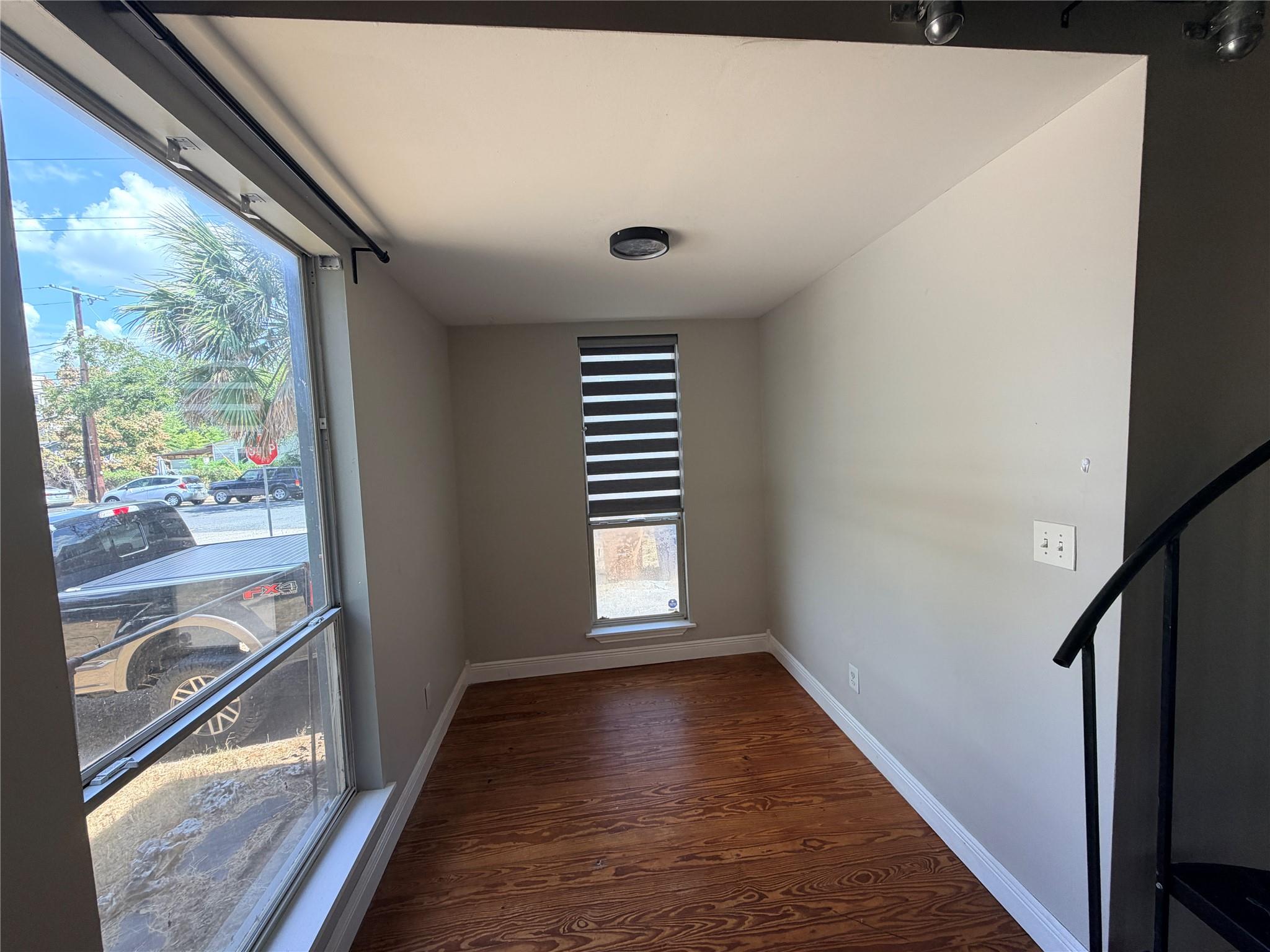1509 Willow St Property Photo 5