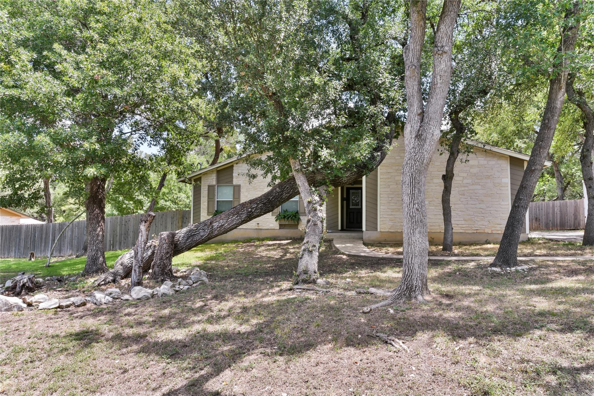 12607 Shady Acres Dr Property Photo 1