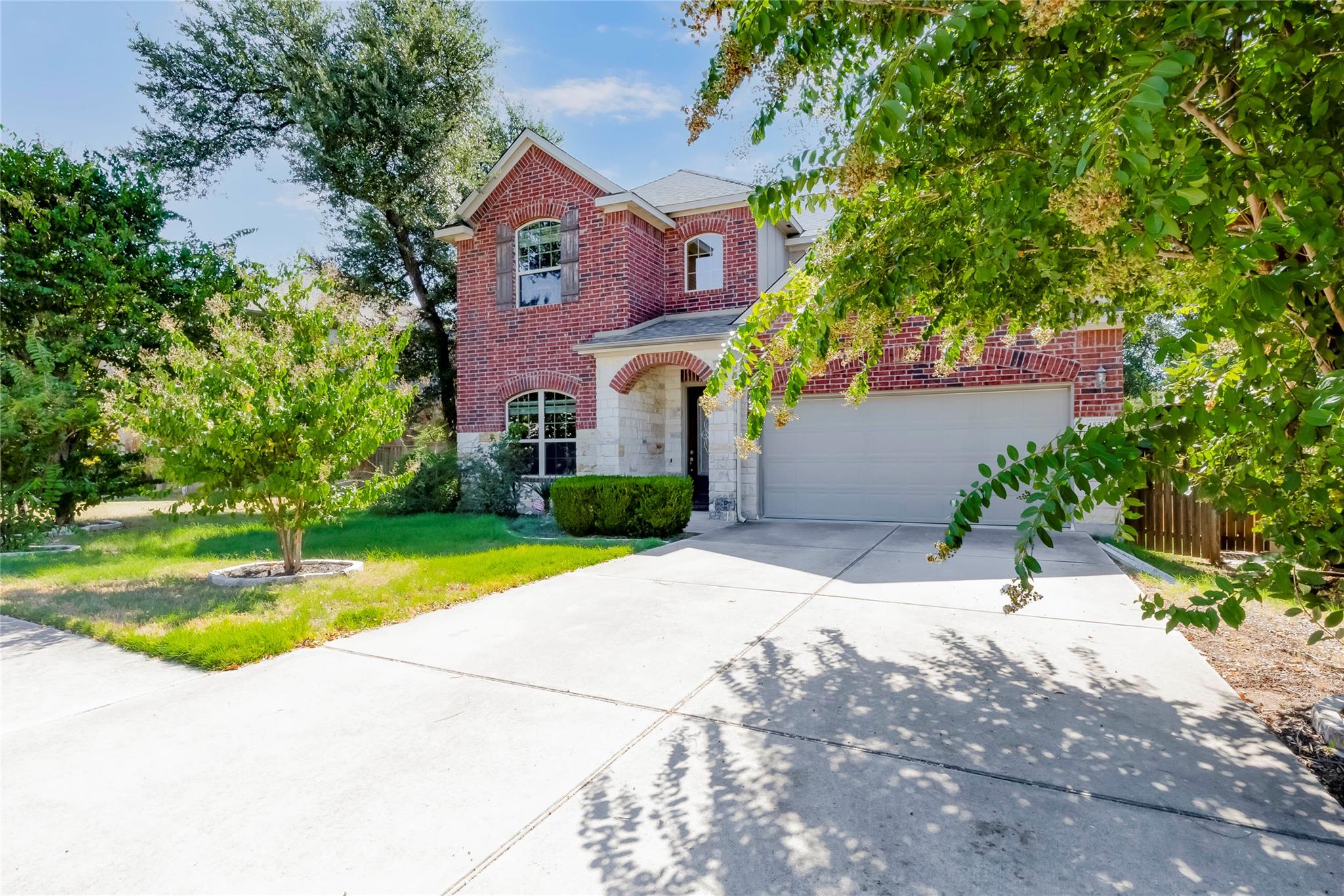 15517 Bended Knee Dr Property Photo 2