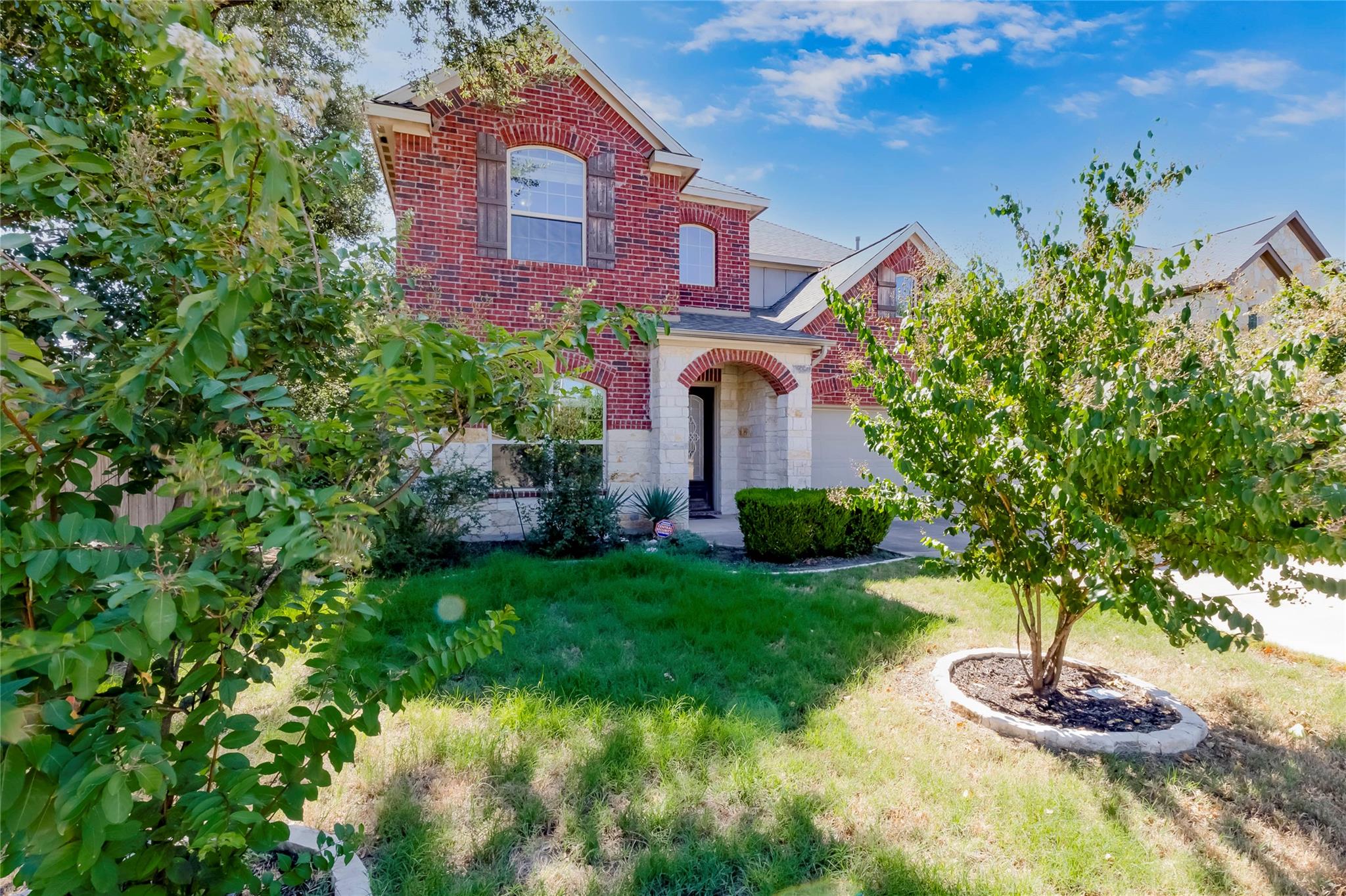 15517 Bended Knee Dr Property Photo 3