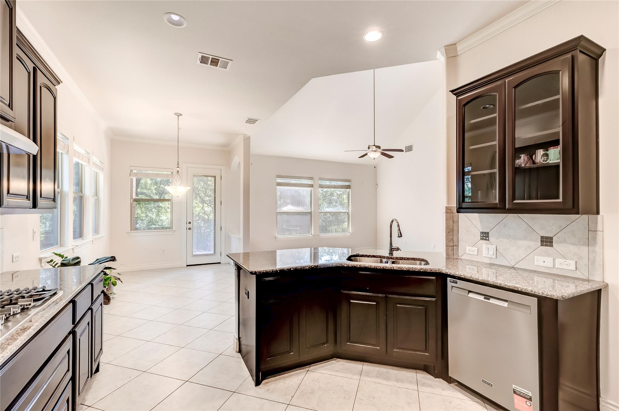 15517 Bended Knee Dr Property Photo 15