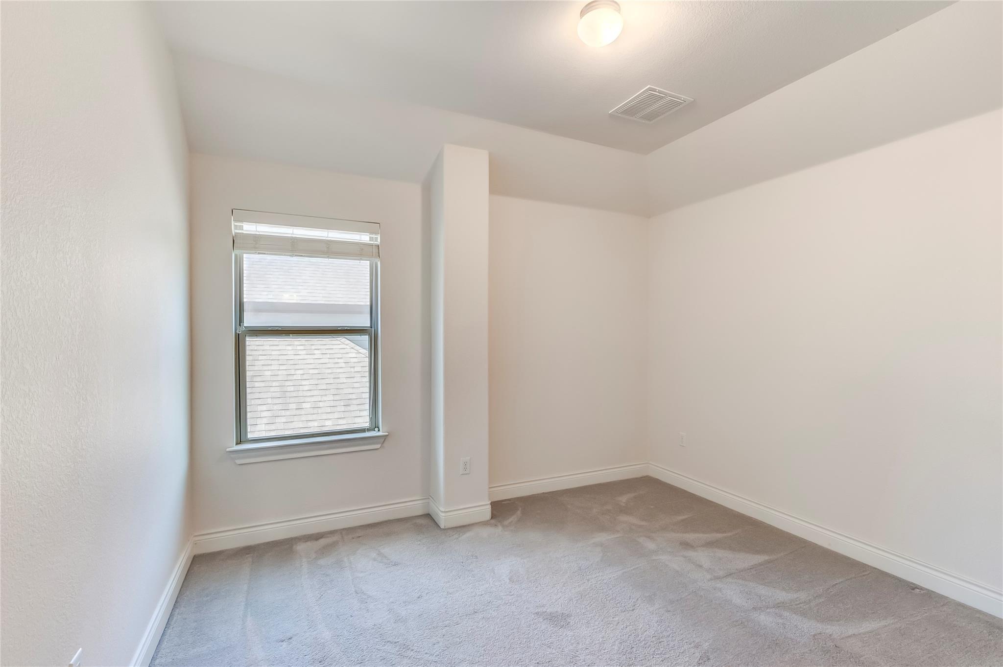 15517 Bended Knee Dr Property Photo 29