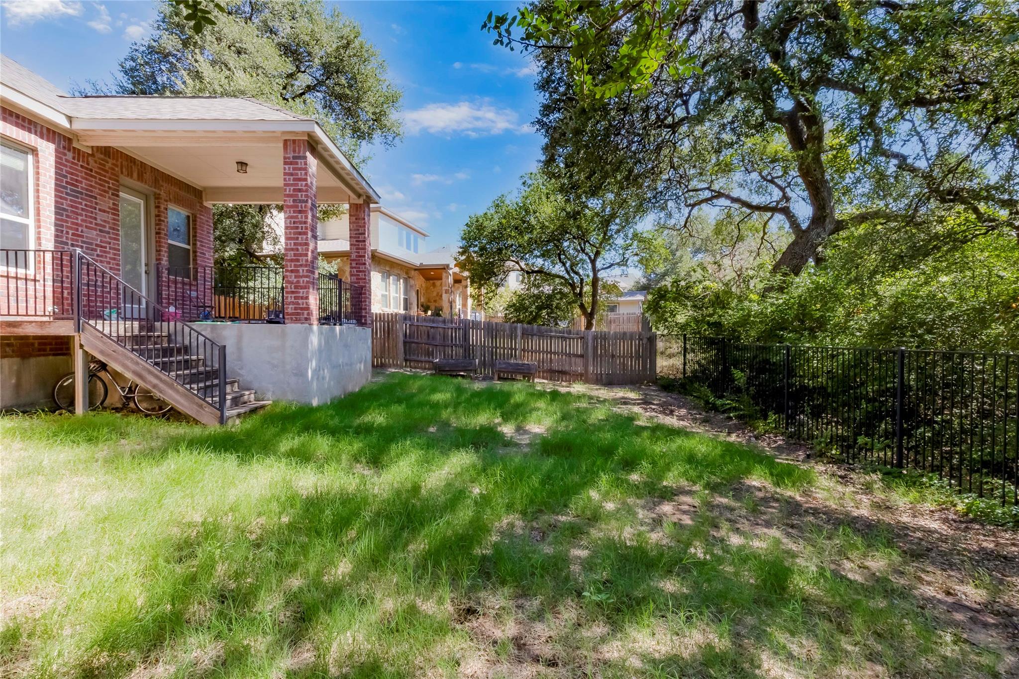 15517 Bended Knee Dr Property Photo 37