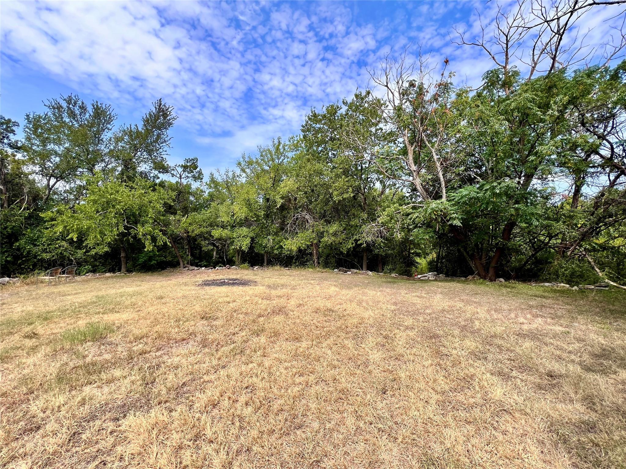 2015 Sam Bass Rd Property Photo 8
