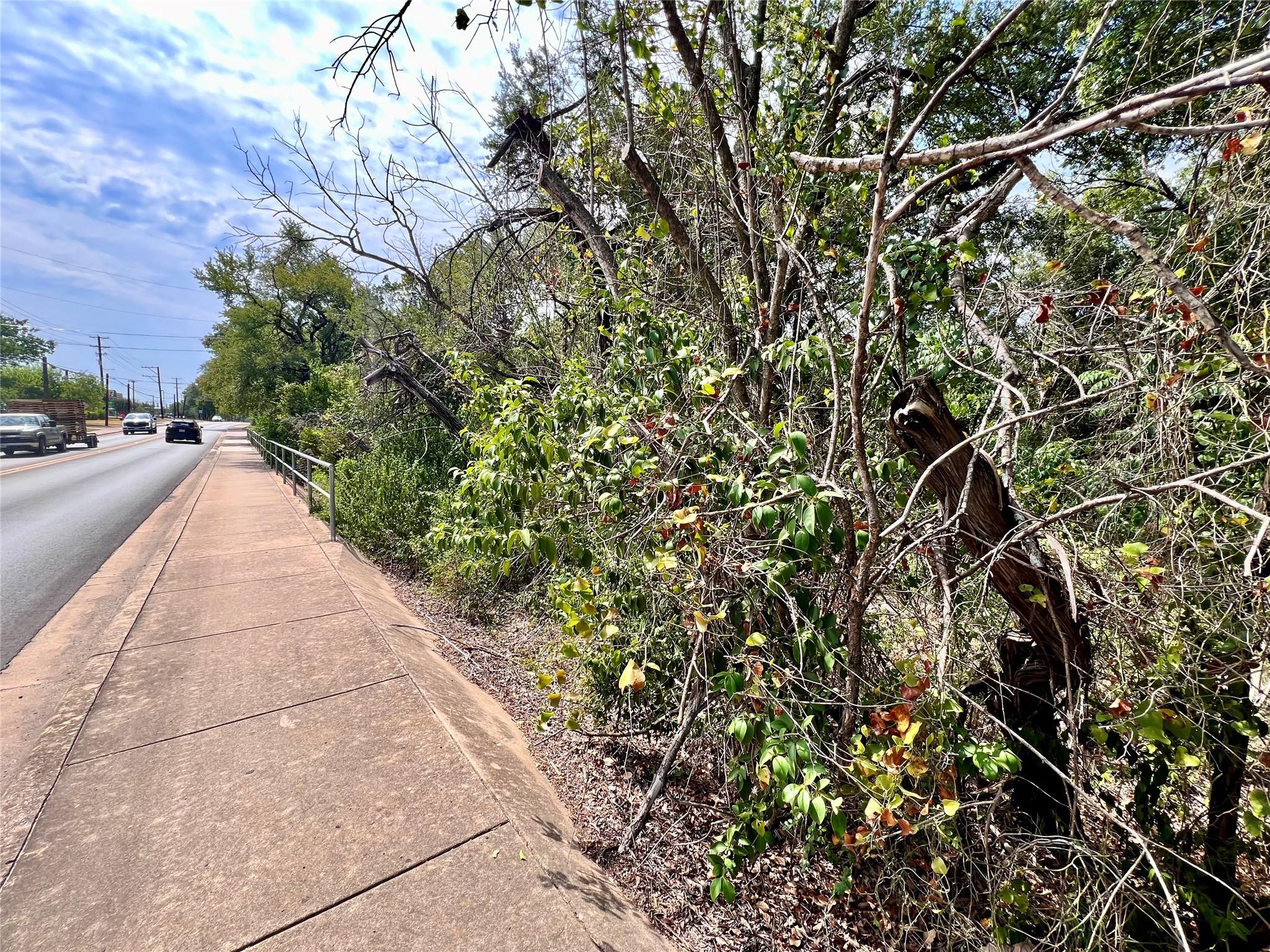 2015 Sam Bass Rd Property Photo 21