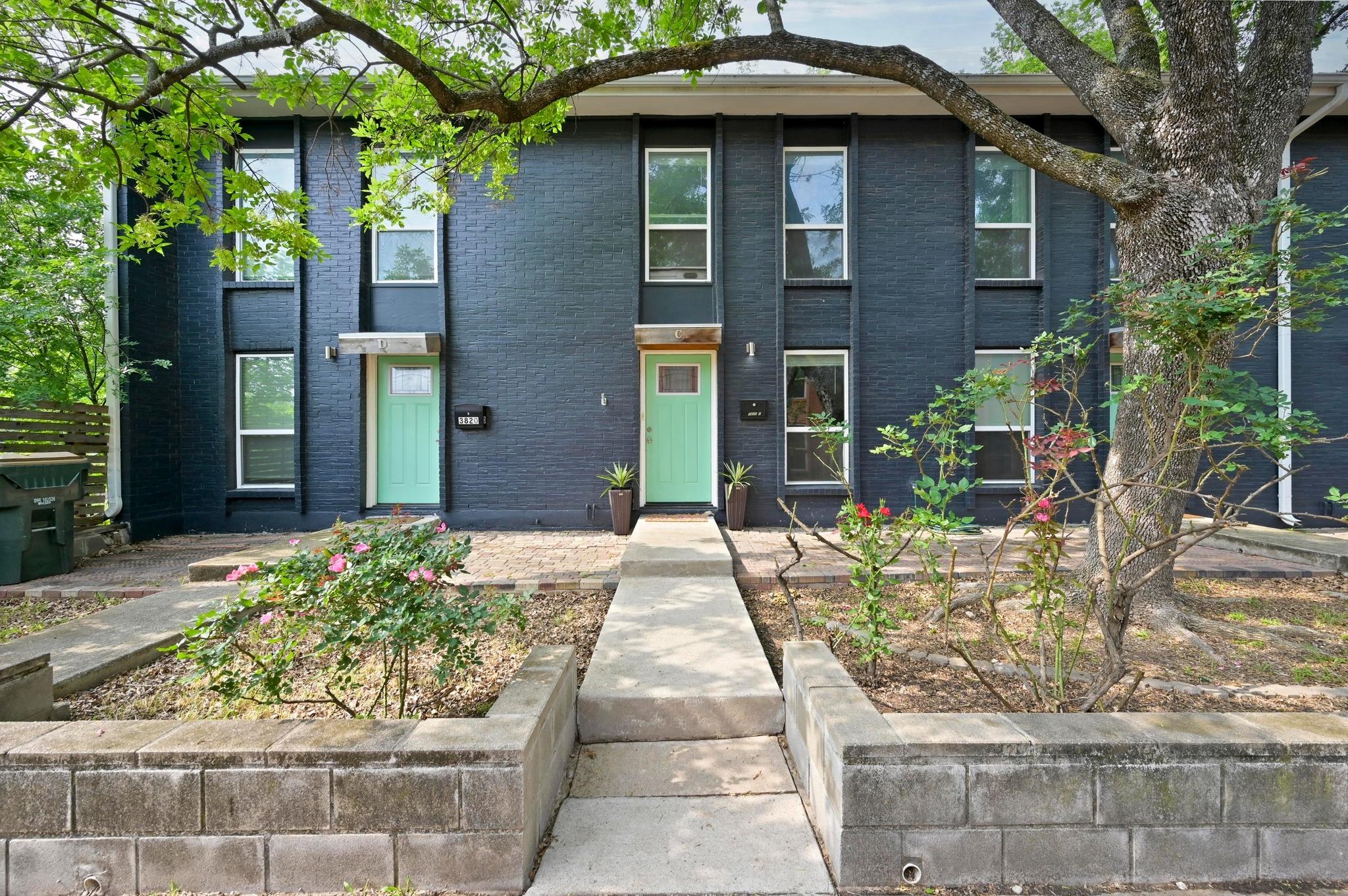 3820 Southway Dr C Property Photo