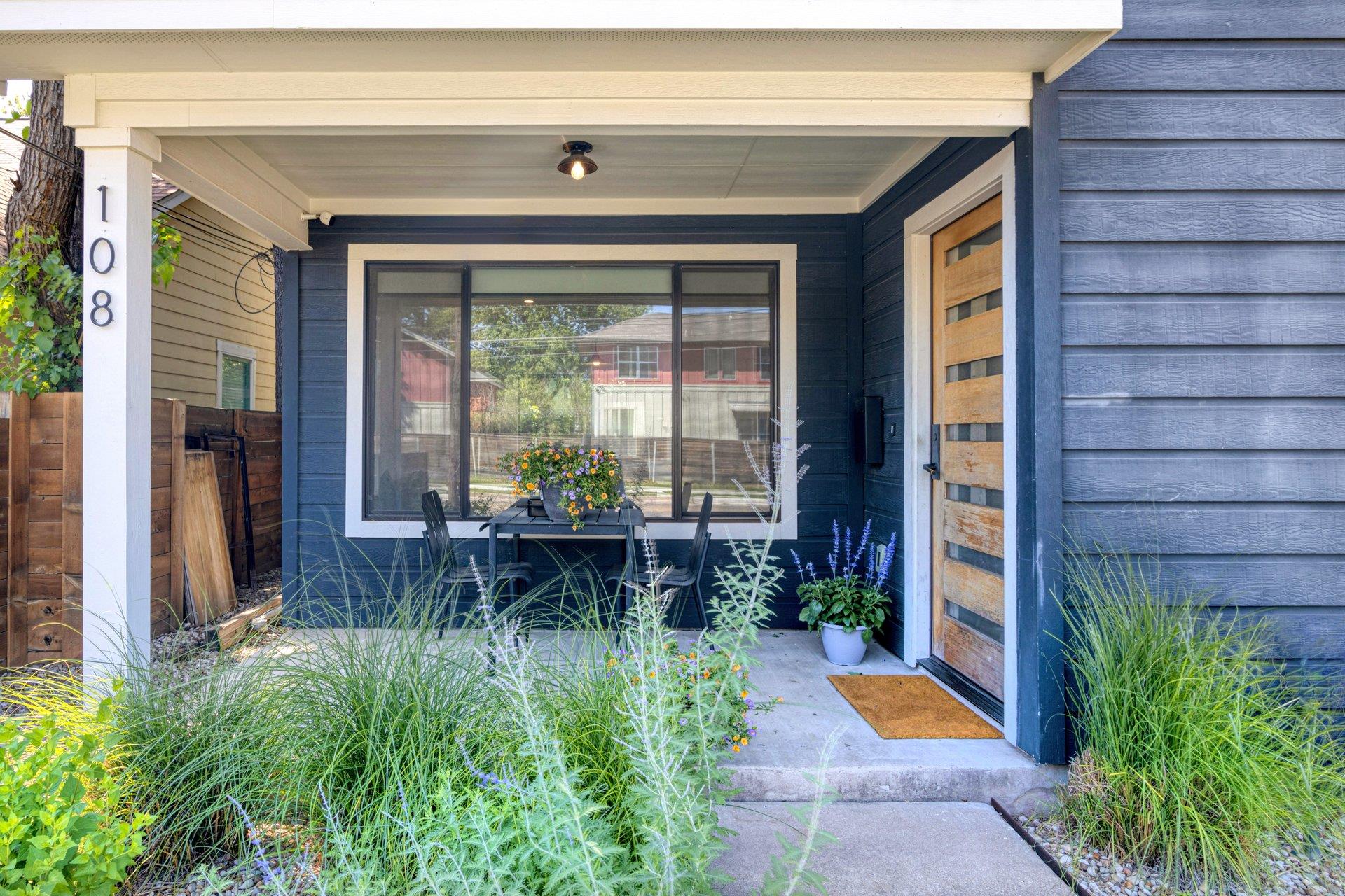108 Chicon St Property Photo 2