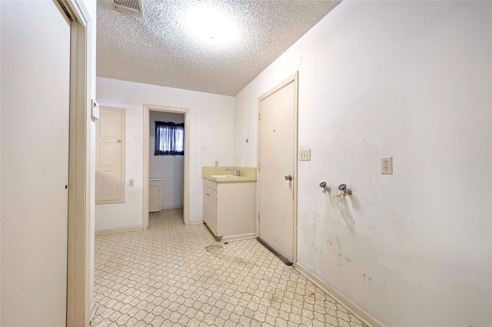 808 Herder Ave Property Photo 20