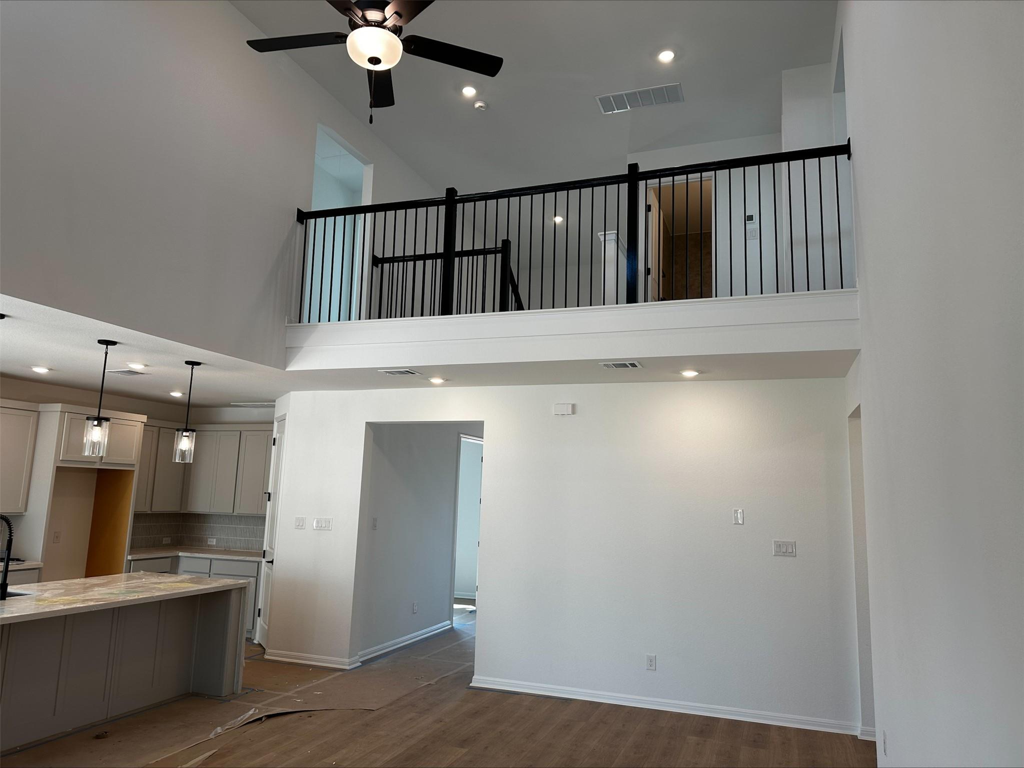 1101 Scenic Green Loop Property Photo 29
