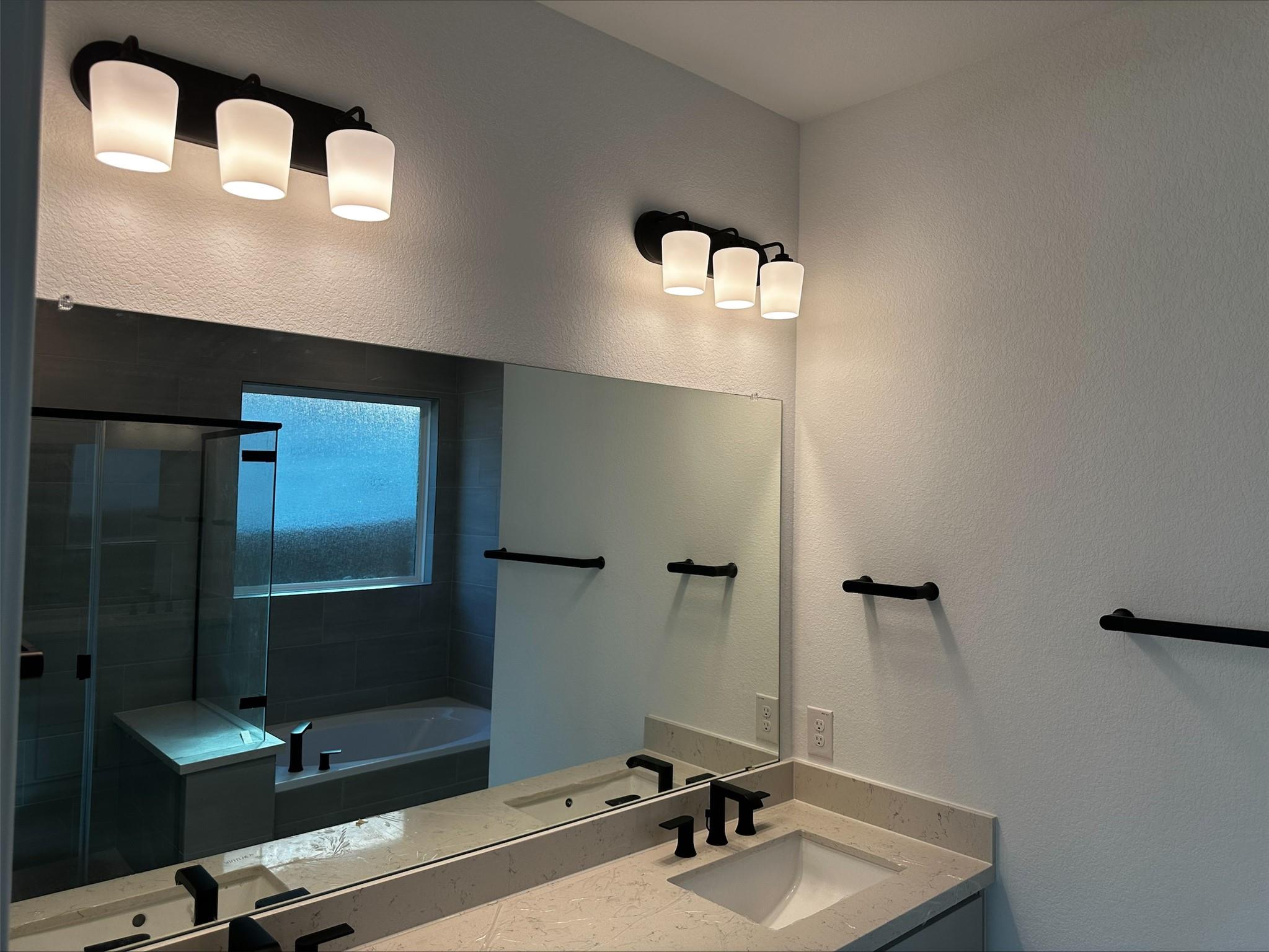 1101 Scenic Green Loop Property Photo 32