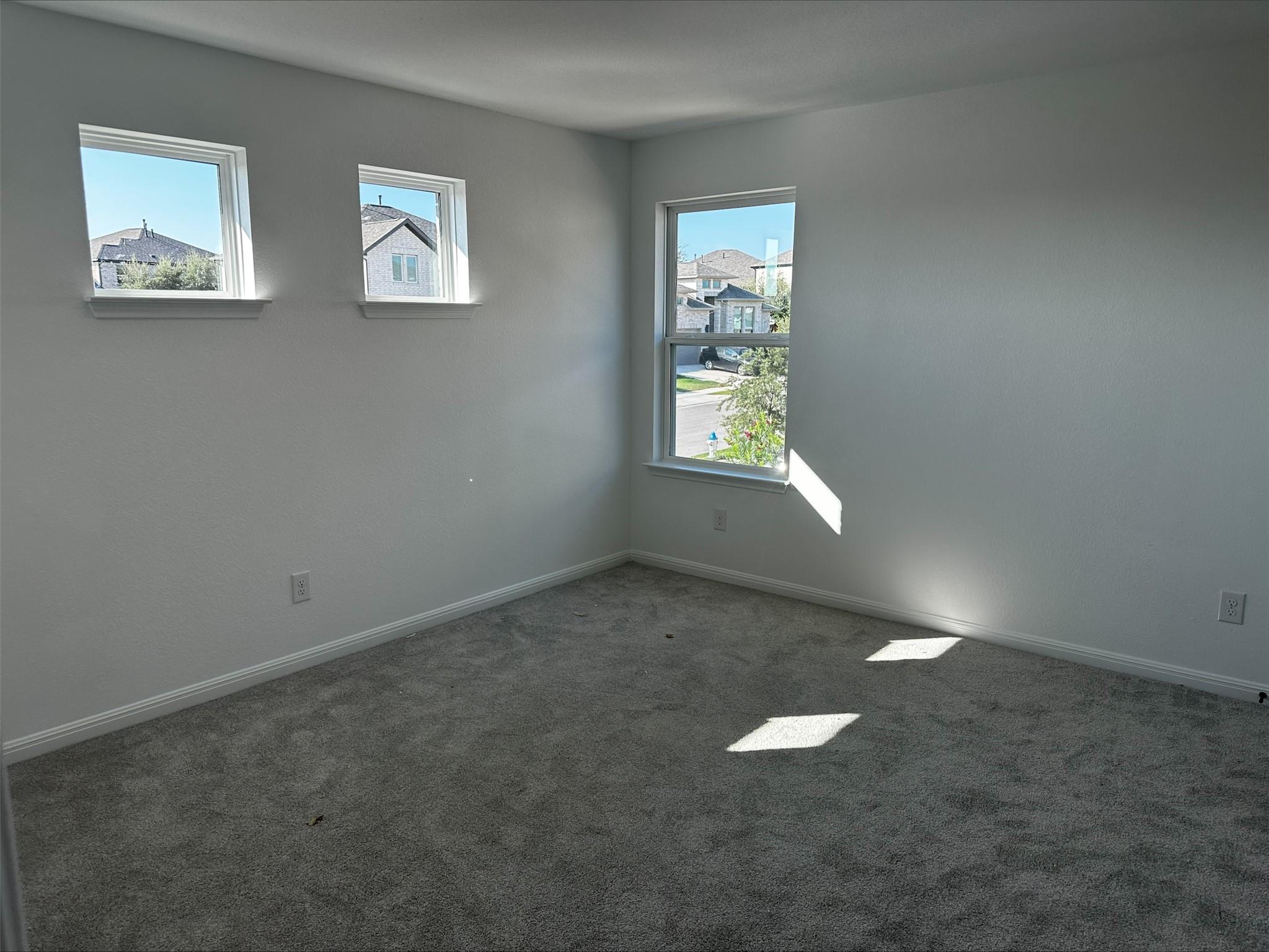 1101 Scenic Green Loop Property Photo 33