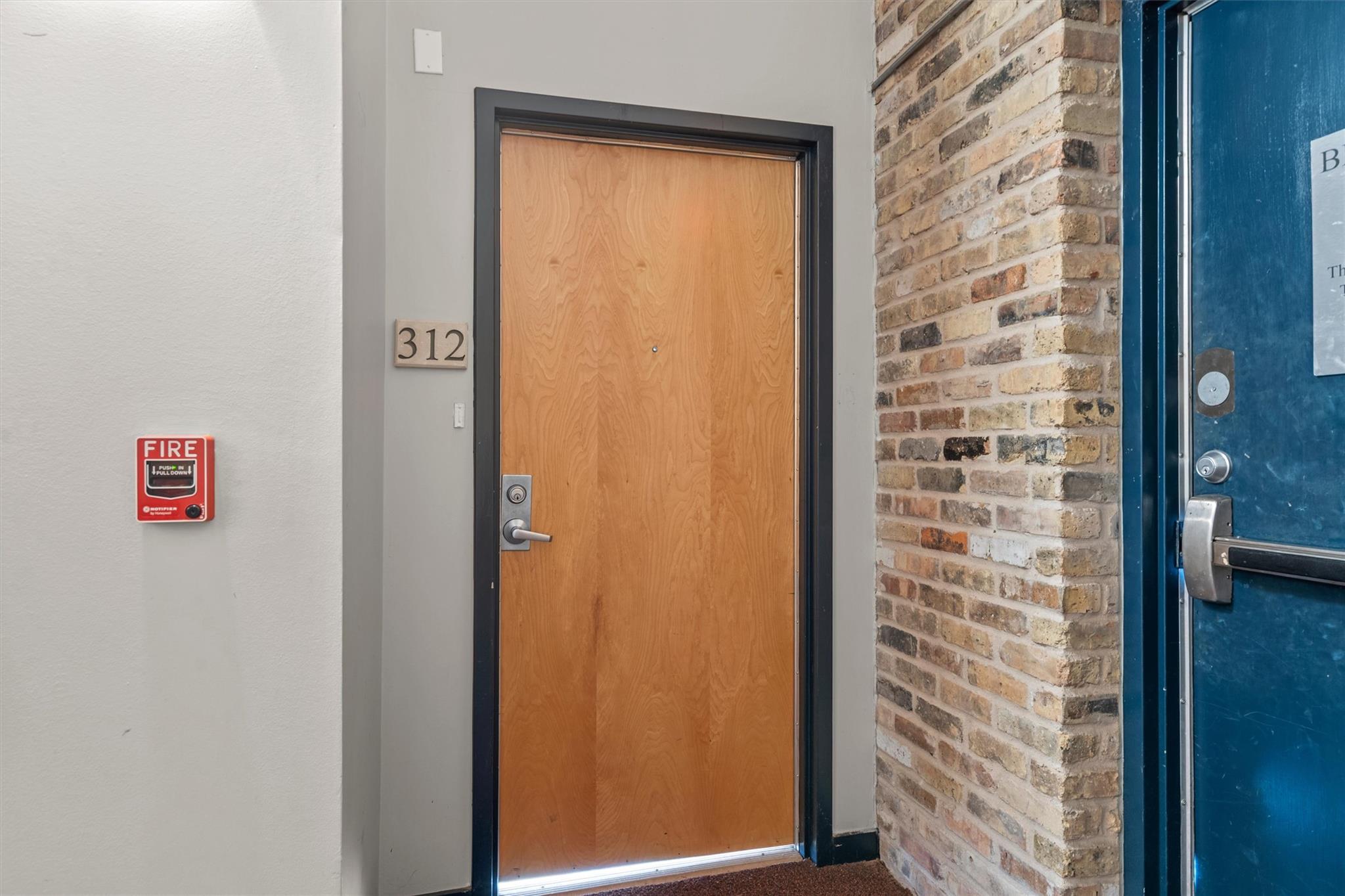 411 Brazos St #312 Property Photo 2