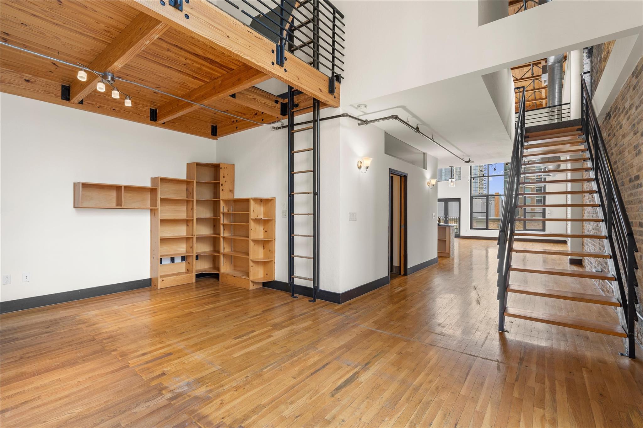 411 Brazos St #312 Property Photo 5