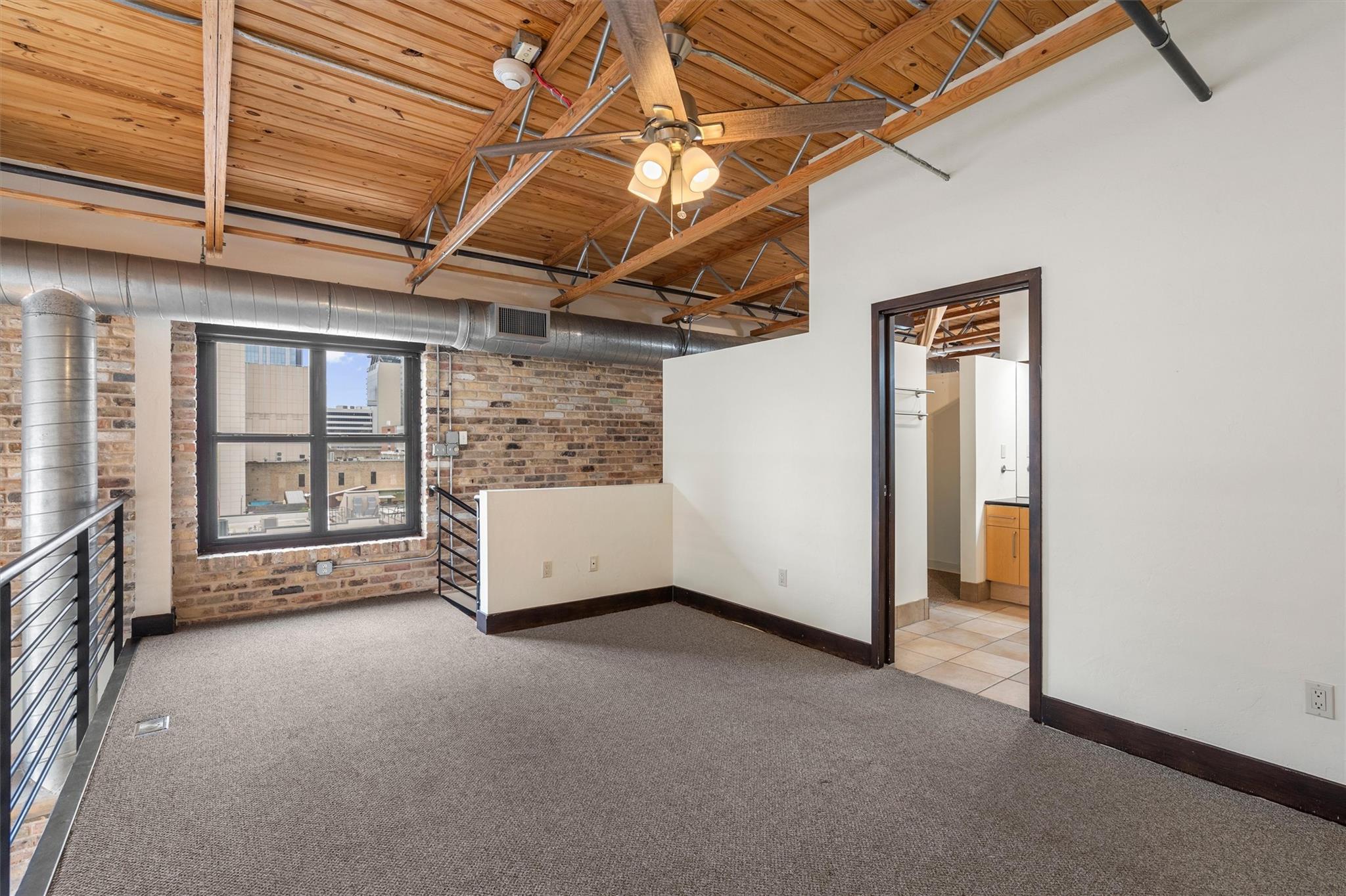 411 Brazos St #312 Property Photo 20