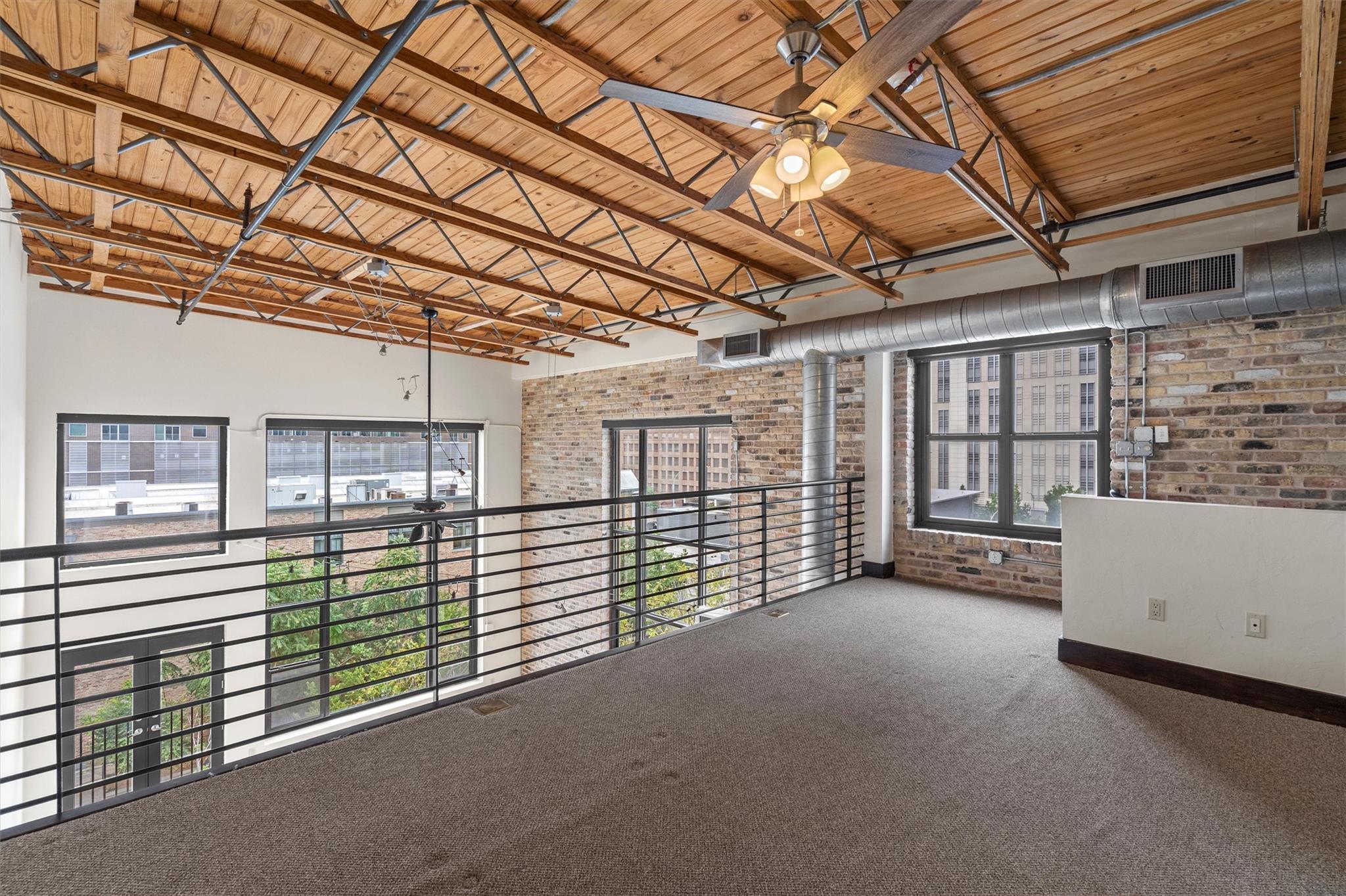411 Brazos St #312 Property Photo 22