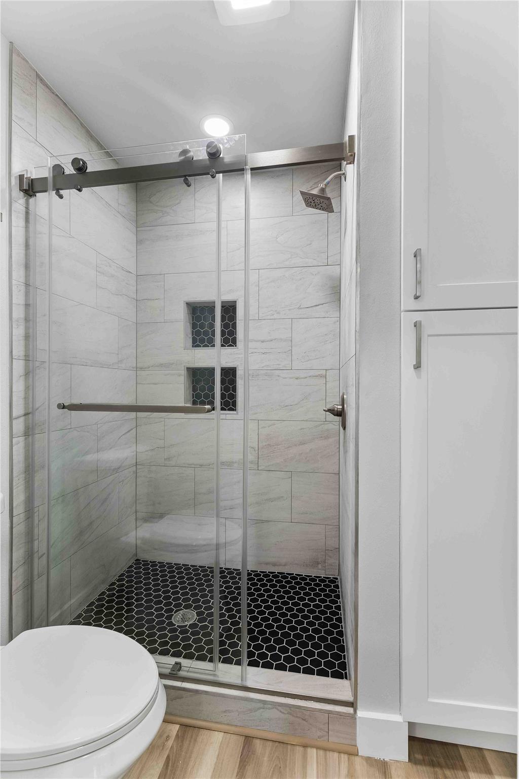2306 Standish Dr Property Photo 24